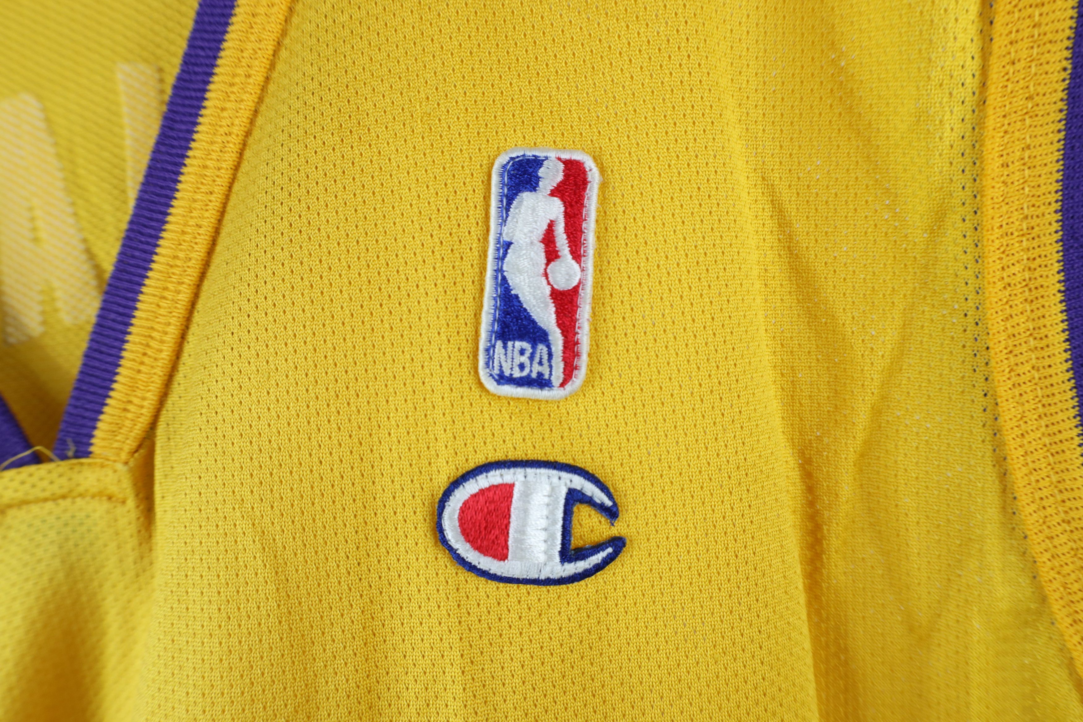 Champion × Vintage Vintage 90s Champion Los Angeles Lakers Basketball Jersey #8 Size US L / EU 52-54 / 3 - 5 Thumbnail