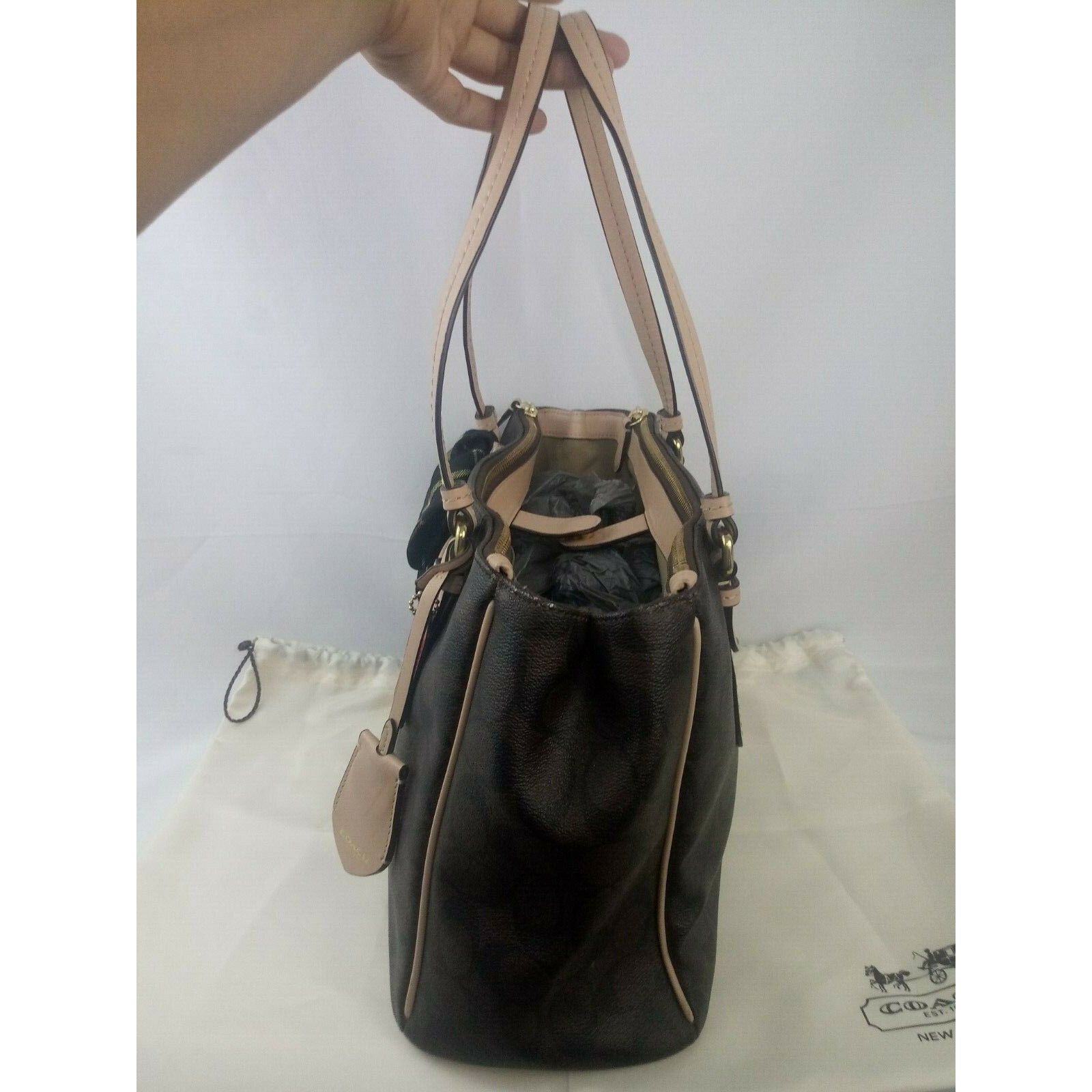 Coach NWT Authentic Coach Premium Leather Chain fabric Bag Handbag Size ONE SIZE - 8 Thumbnail