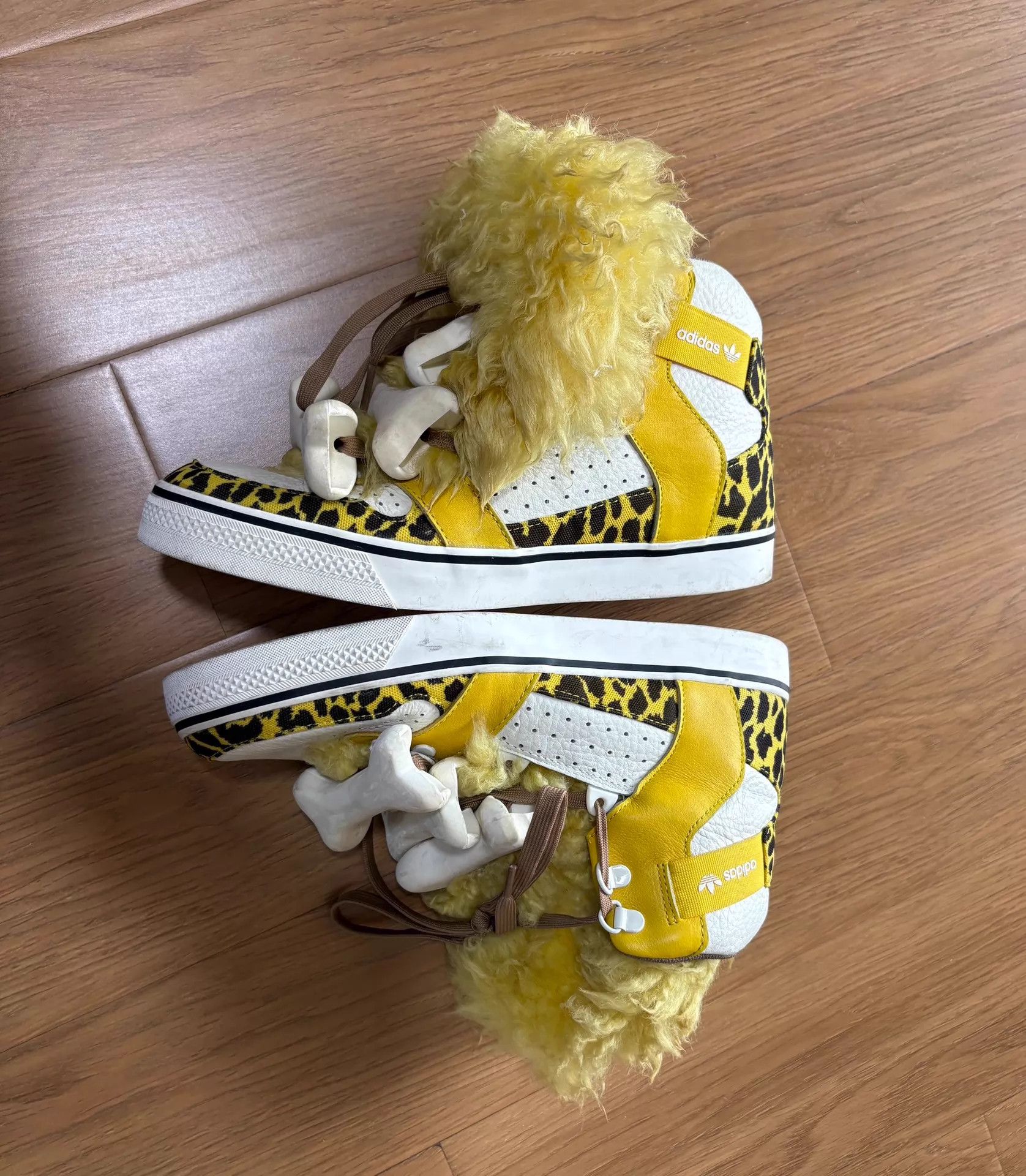 Adidas Adidas x JS 2015SS Vintage Yellow Fur Bone Shoes 40.5 Size US 7.5 / EU 40-41 - 9 Thumbnail
