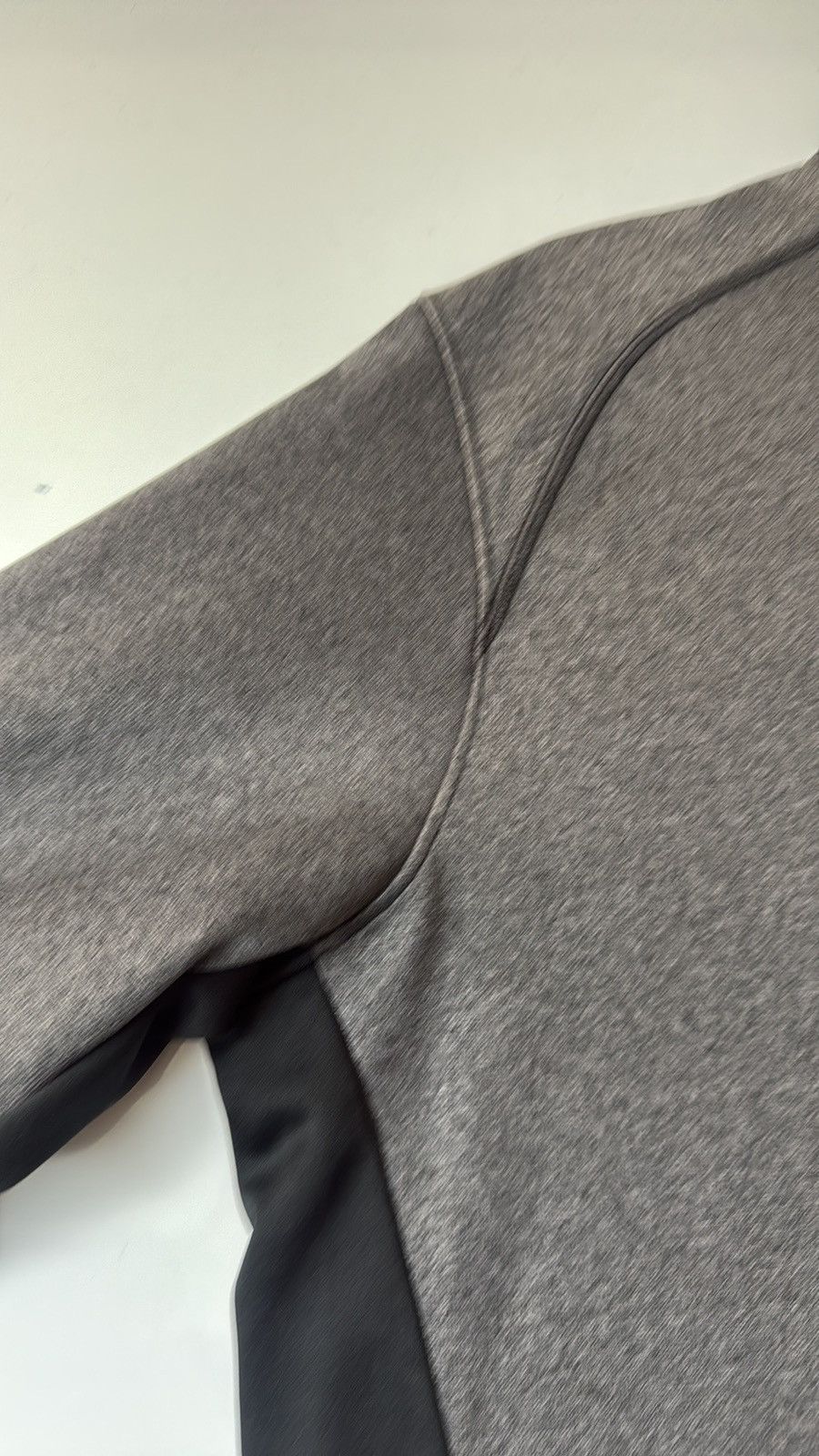 Columbia Spyder Gray and Black Lightweight Jacket - Like New Size US XL / EU 56 / 4 - 15 Thumbnail