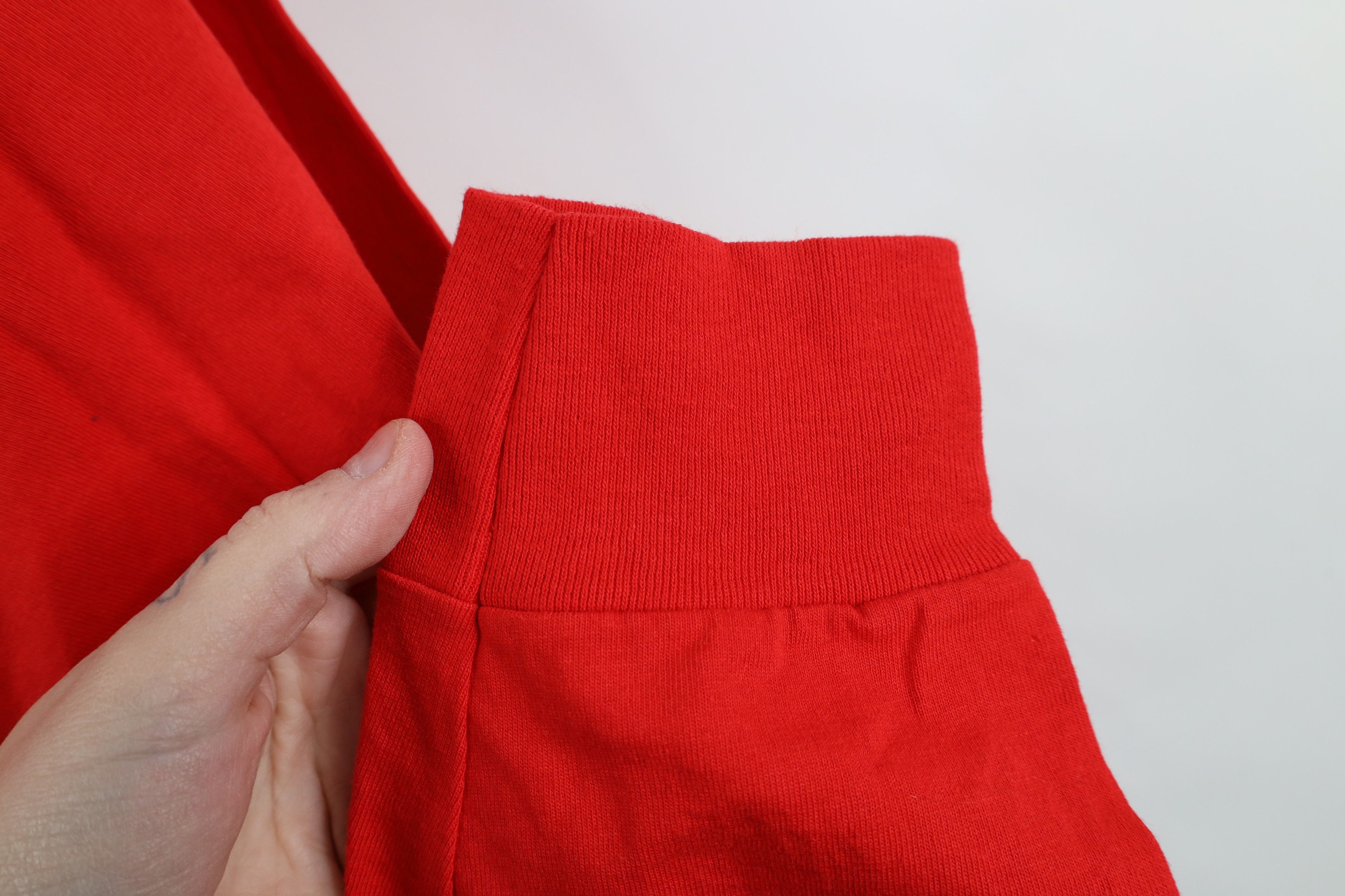 Vintage Deadstock Vintage 90s Streetwear Long Sleeve T-Shirt Red USA Size US XXL / EU 58 / 5 - 6 Thumbnail