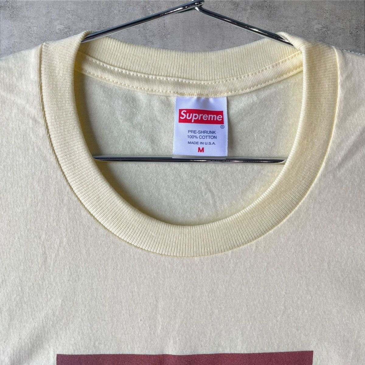 Supreme BRAND NEW SUPREME Al GREEN TEE “PALE YELLOW” SIZE M Size US M / EU 48-50 / 2 - 4 Thumbnail