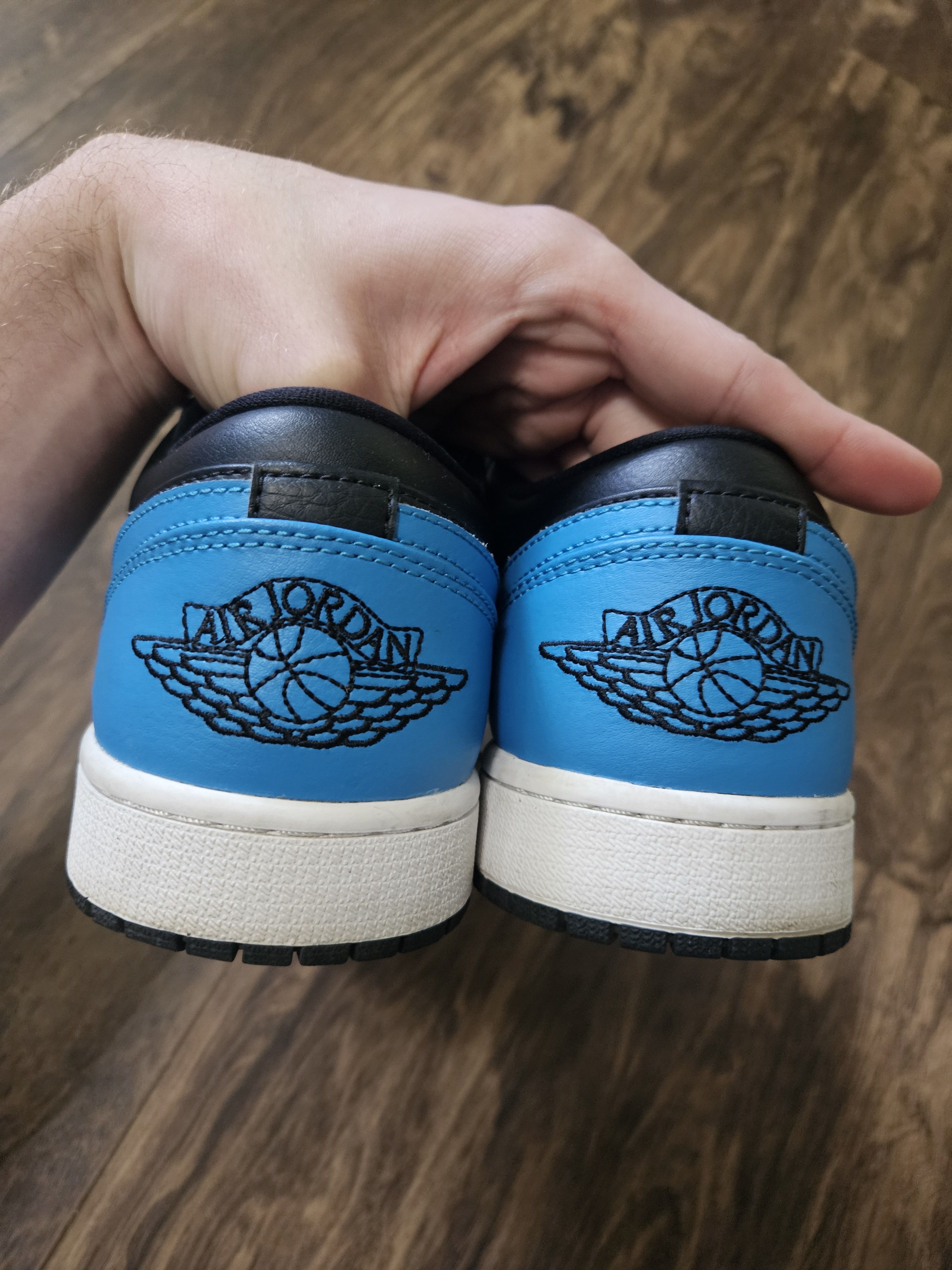 Nike Air Jordan 1 Low Laser Blue Black Size US 10.5 / EU 43-44 - 7 Thumbnail