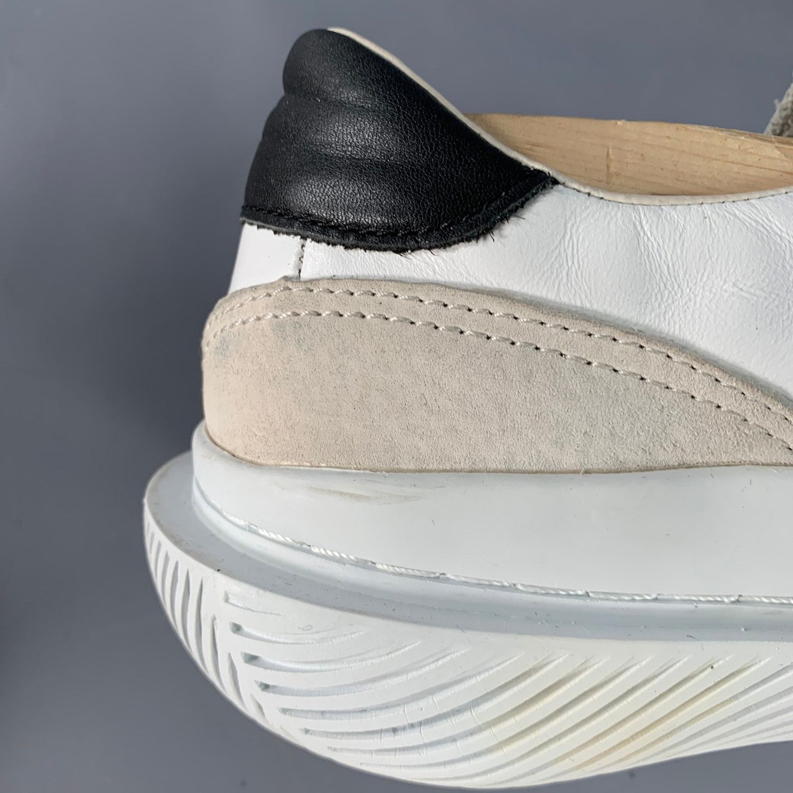 Barneys New York 9.5 White Leather Low Top Rubber Sole Sneakers Size US 9.5 / EU 42-43 - 9 Thumbnail