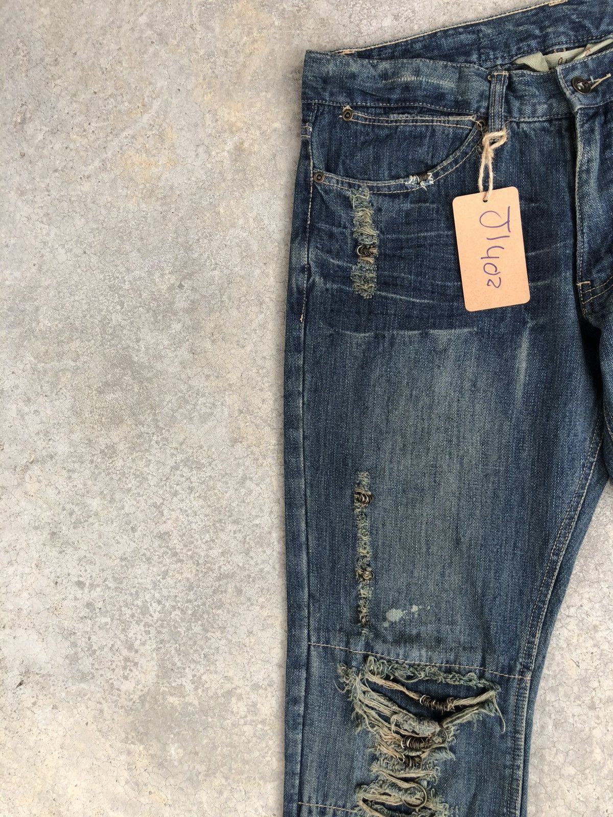 Who Decides War Gumu Flared Bootcut Jeans Distressed Jeans Size US 31 - 4 Thumbnail
