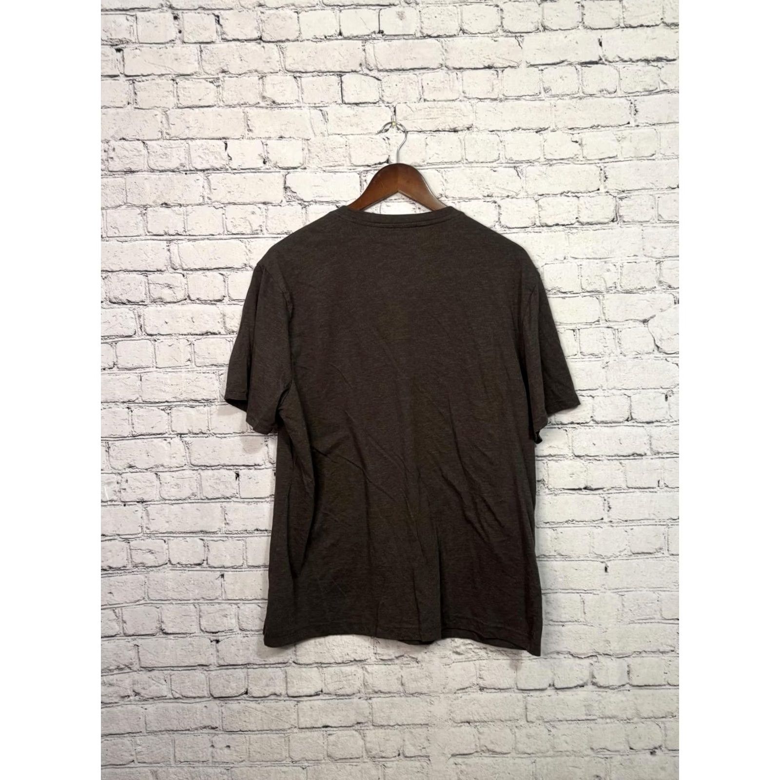 Banana Republic Banana Republic Shirt Mens XL Classic Crew Neck Graphic Print Premium Wash Cotton Brown Regular Carded Vintage? No Size US XL / EU 56 / 4 - 2 Thumbnail