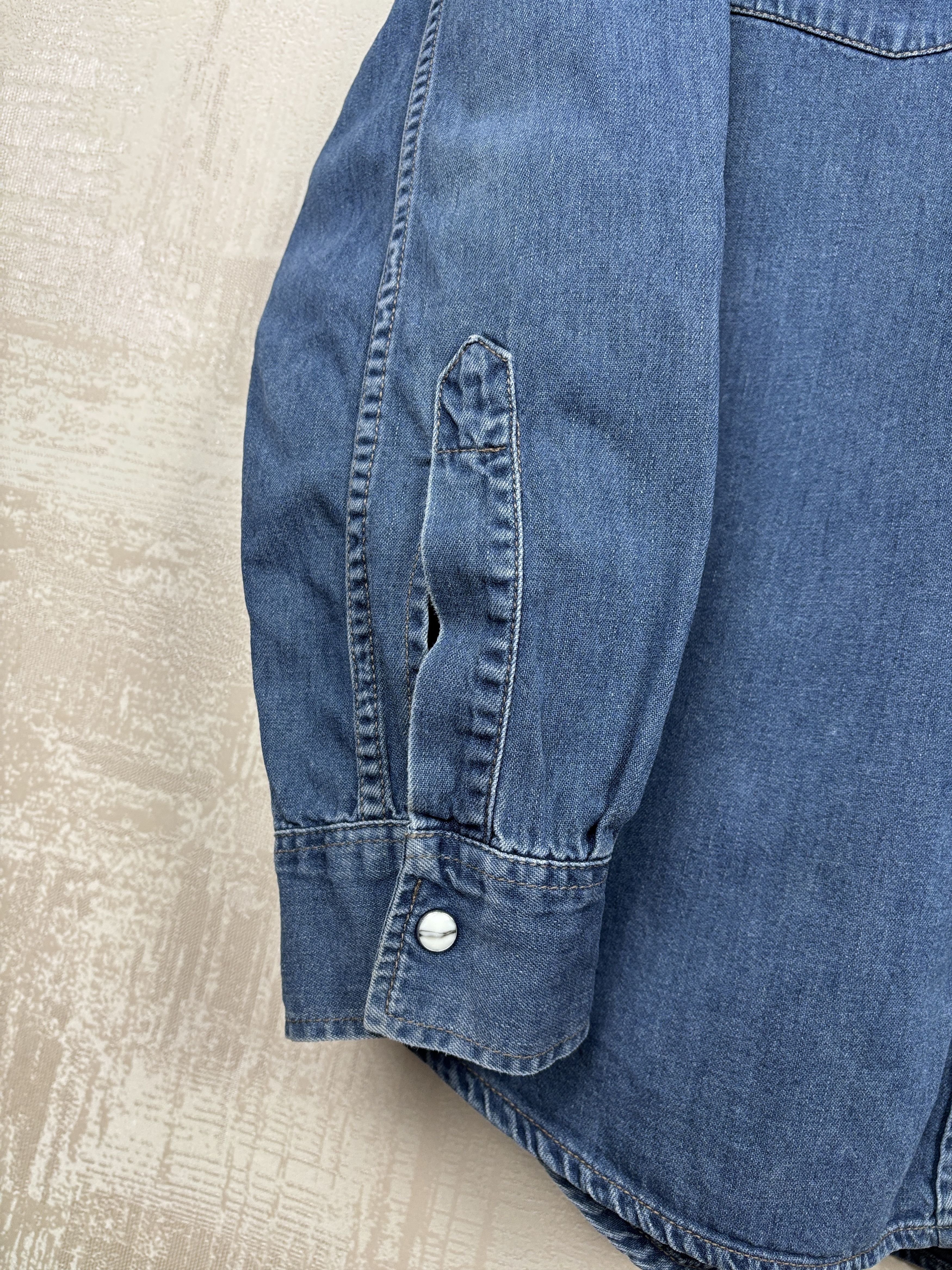 Levi's 90's Levi's Vintage Western Denim Jeans Pearl Snap Shirt Size US XL / EU 56 / 4 - 11 Thumbnail