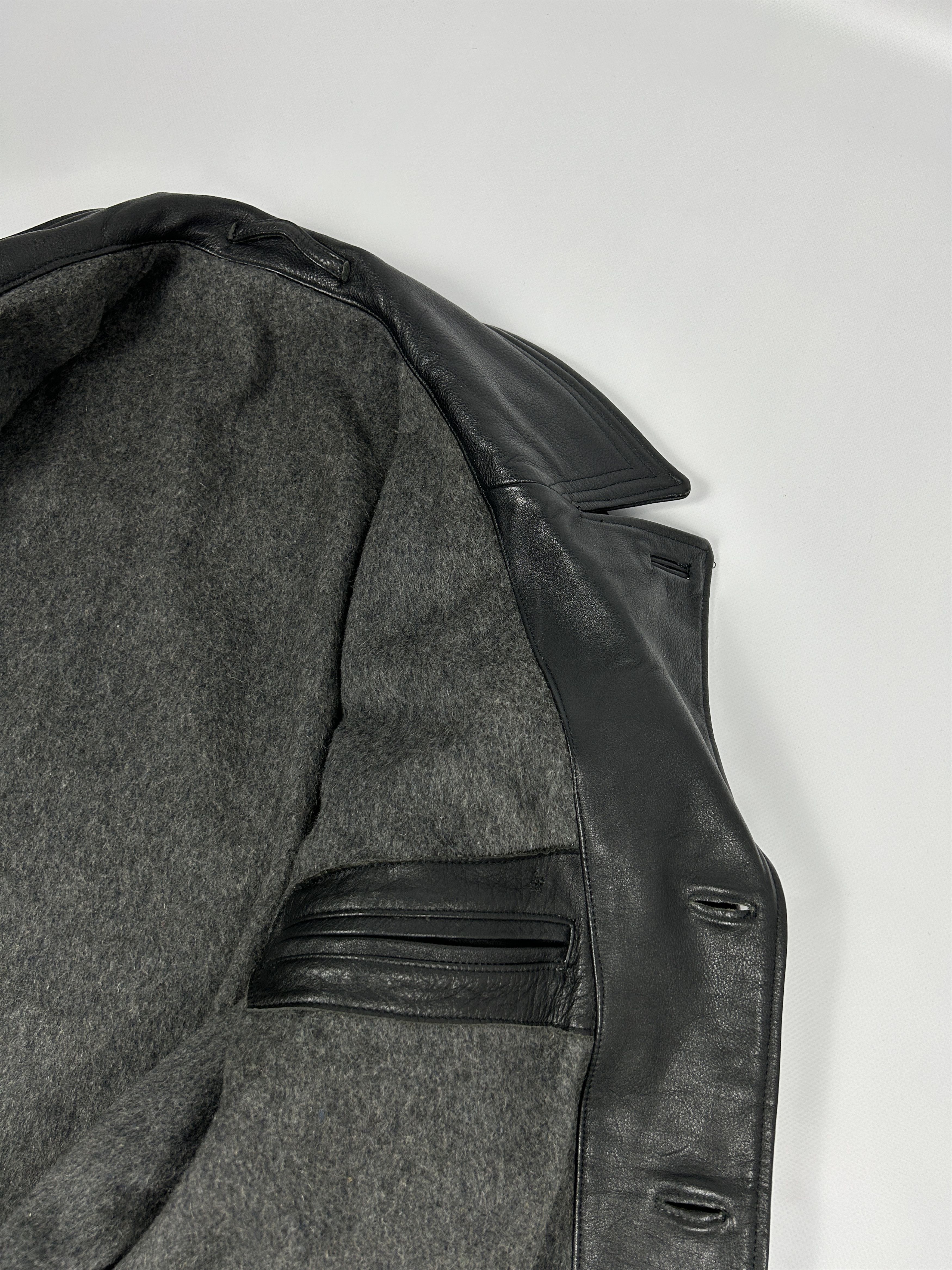 Genuine Leather Vintage black leather double breasted peacoat Size US L / EU 52-54 / 3 - 14 Thumbnail