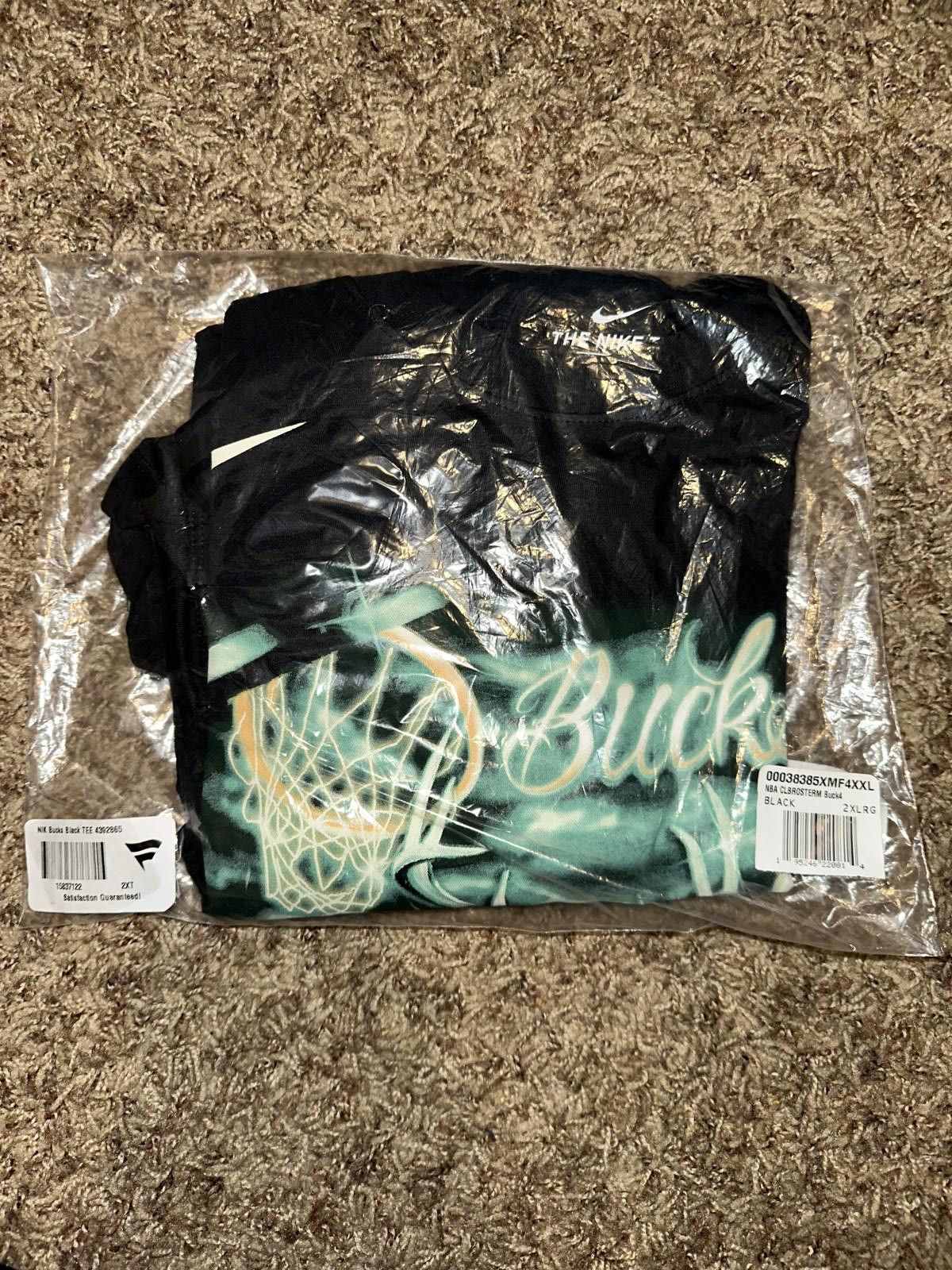 Nike Nike Men’s NBA Milwaukee Bucks Champions Roster Black T-Shirt Size US XXL / EU 58 / 5 - 9 Thumbnail