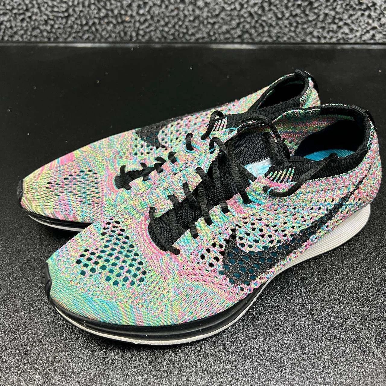 Nike Nike Flyknit Racer Running Shoes Women 5 2.0 526628-304 Size US 7.5 / IT 37.5 - 1 Thumbnail