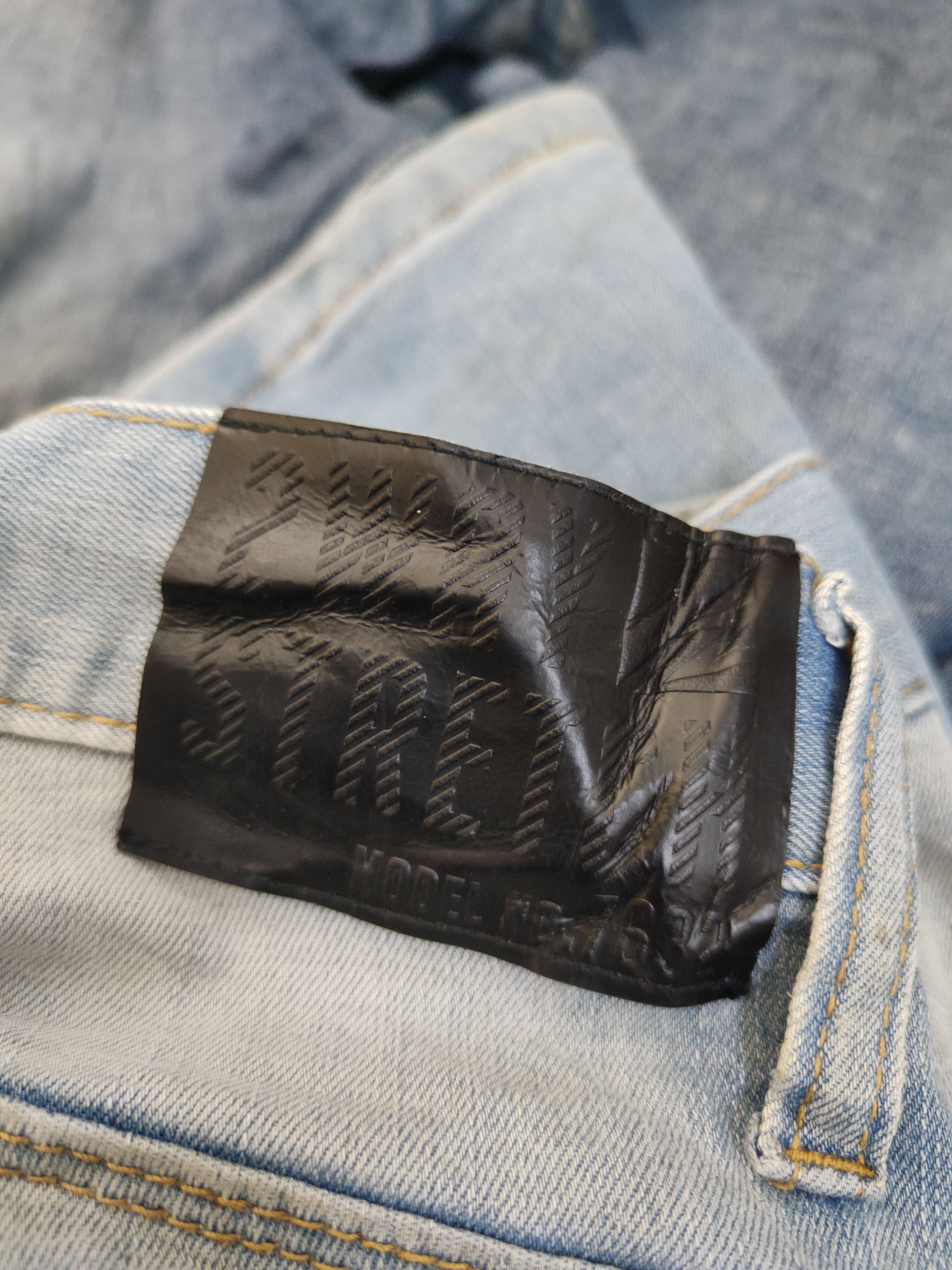 Japanese Brand I'z Frontier Blue Distressed Ripped Jeans #W2091 Size US 32 / EU 48 - 16 Thumbnail