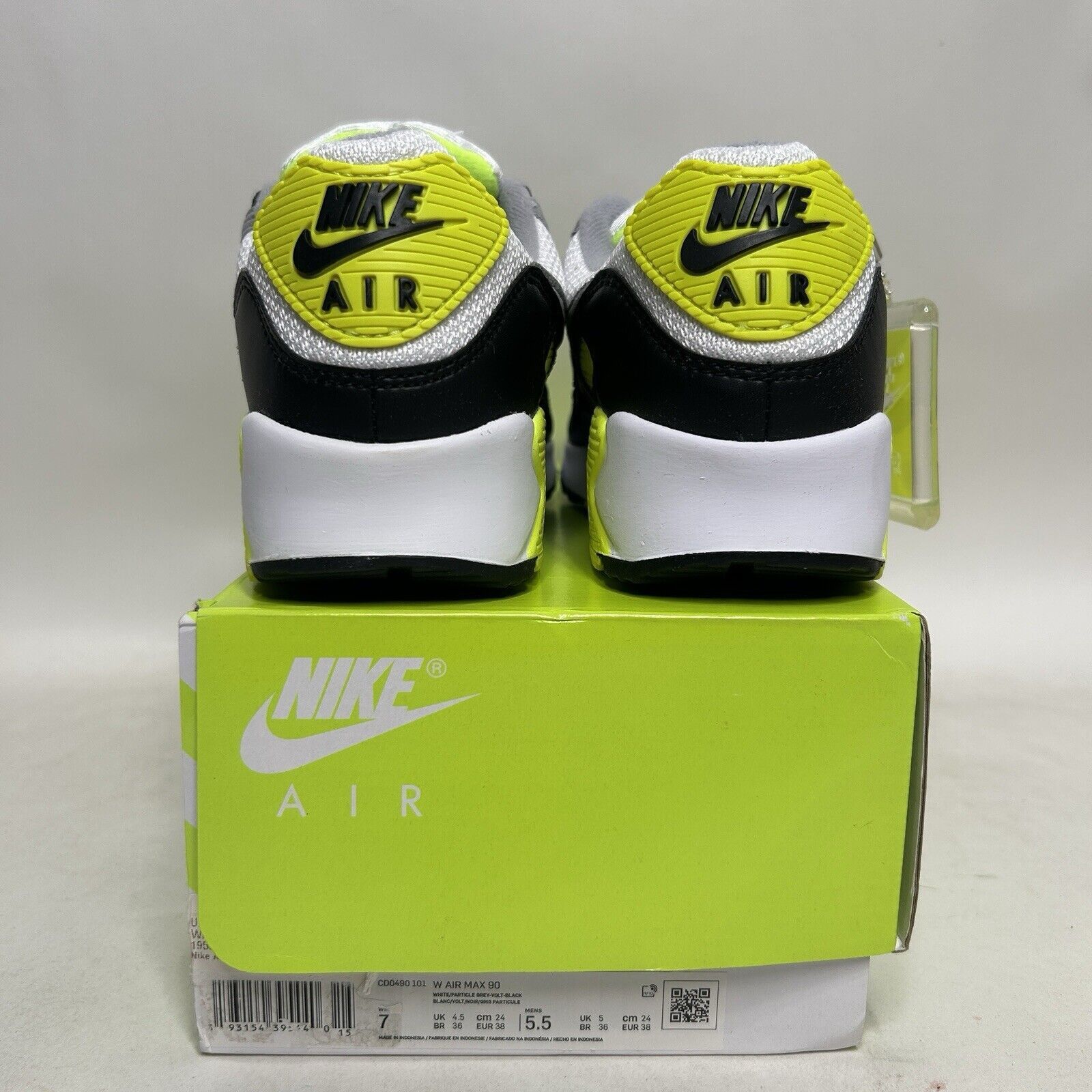 Nike Nike Shoes Air Max 90 WMNS “Lime Green Volt” 2024 Size US 7 / IT 37 - 4 Thumbnail