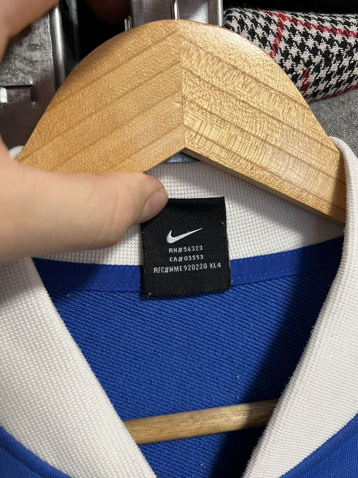 Nike Vintage Nike Brasil National Track Jacket 90s Soccer Size L Size US L / EU 52-54 / 3 - 7 Thumbnail