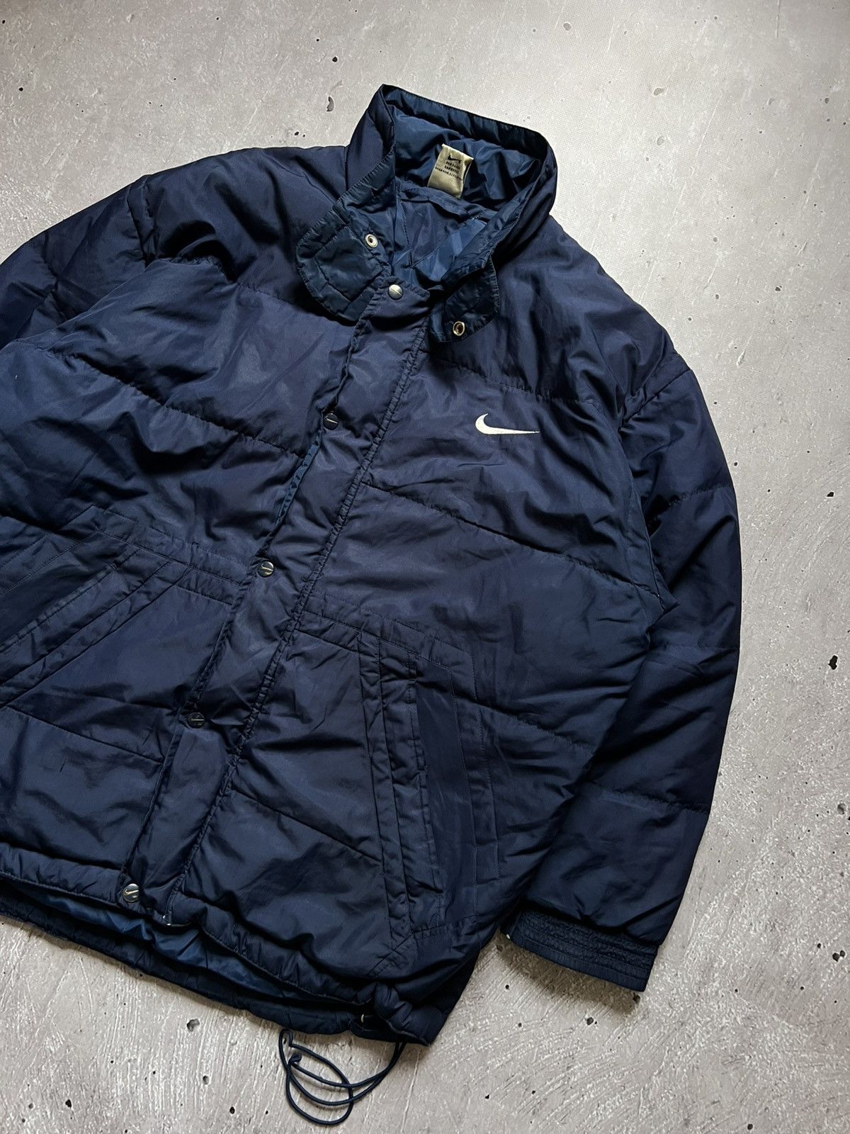 Nike Very Rare Vintage Down Jacket From Nike Big Logo Size M Y2K Size US M / EU 48-50 / 2 - 2 Thumbnail