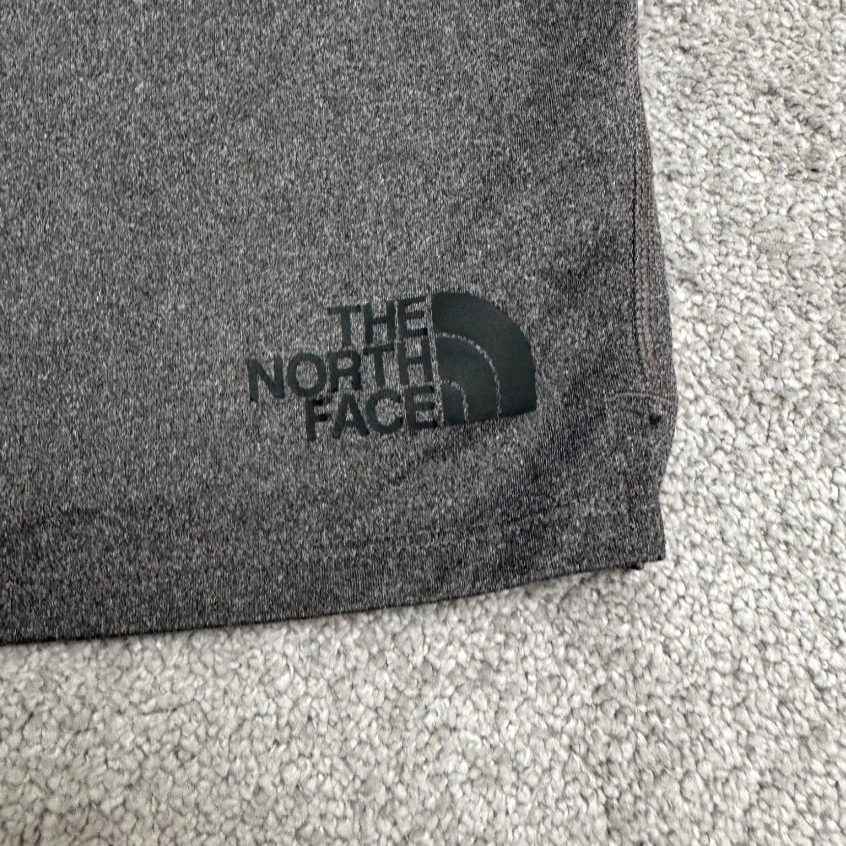 The North Face The North Face Kilowatt Active Shorts Mens L Gray Pockets Athleisure Sports Athletic Modern Size US 33 - 6 Thumbnail