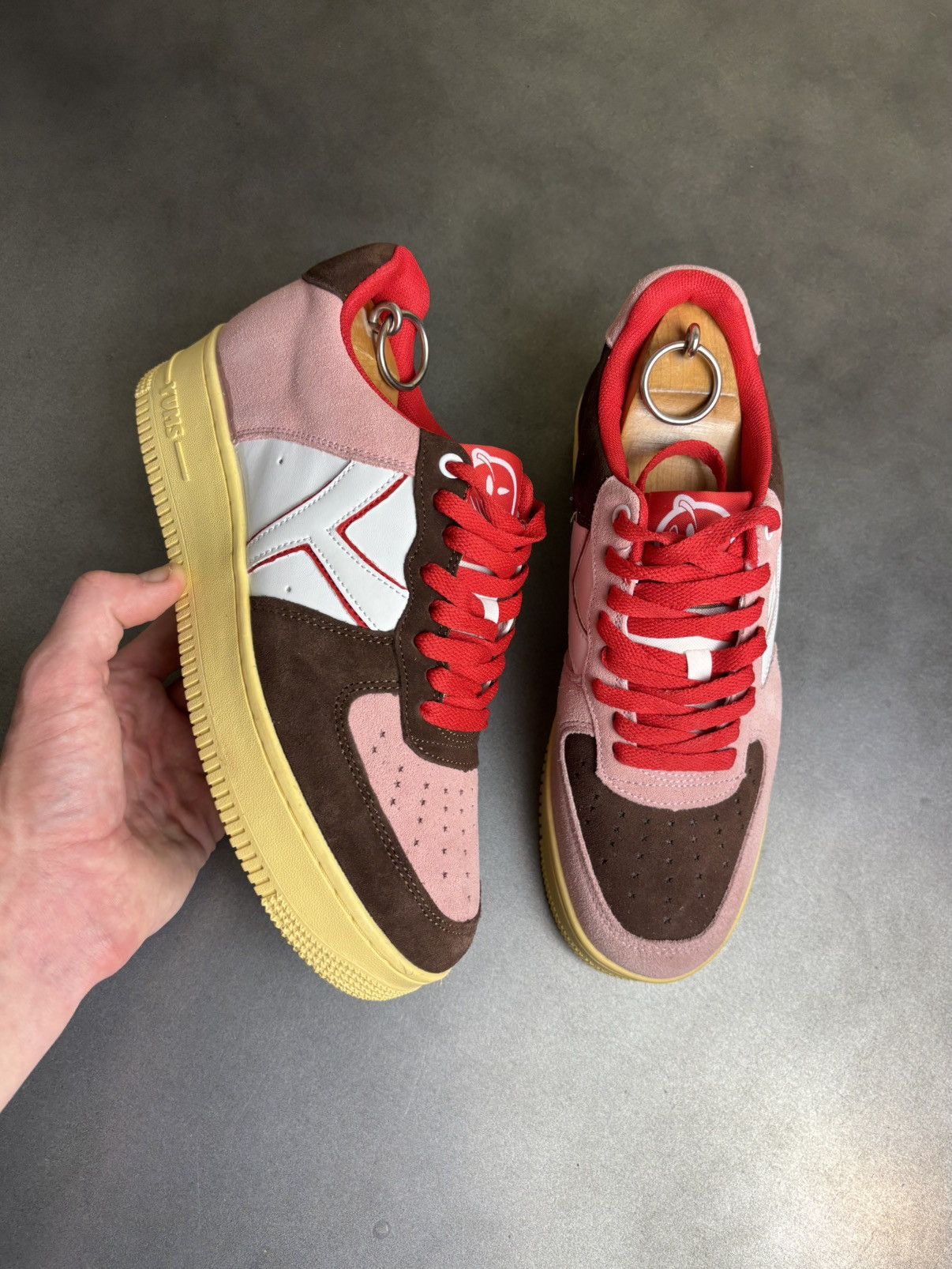 Avirex × Pelle Pelle × Vintage Soulja Boy YUMS Banana Split AF1 Sneakers Dropout Rap Shoes Size US 7.5 / IT 37.5 - 1 Thumbnail