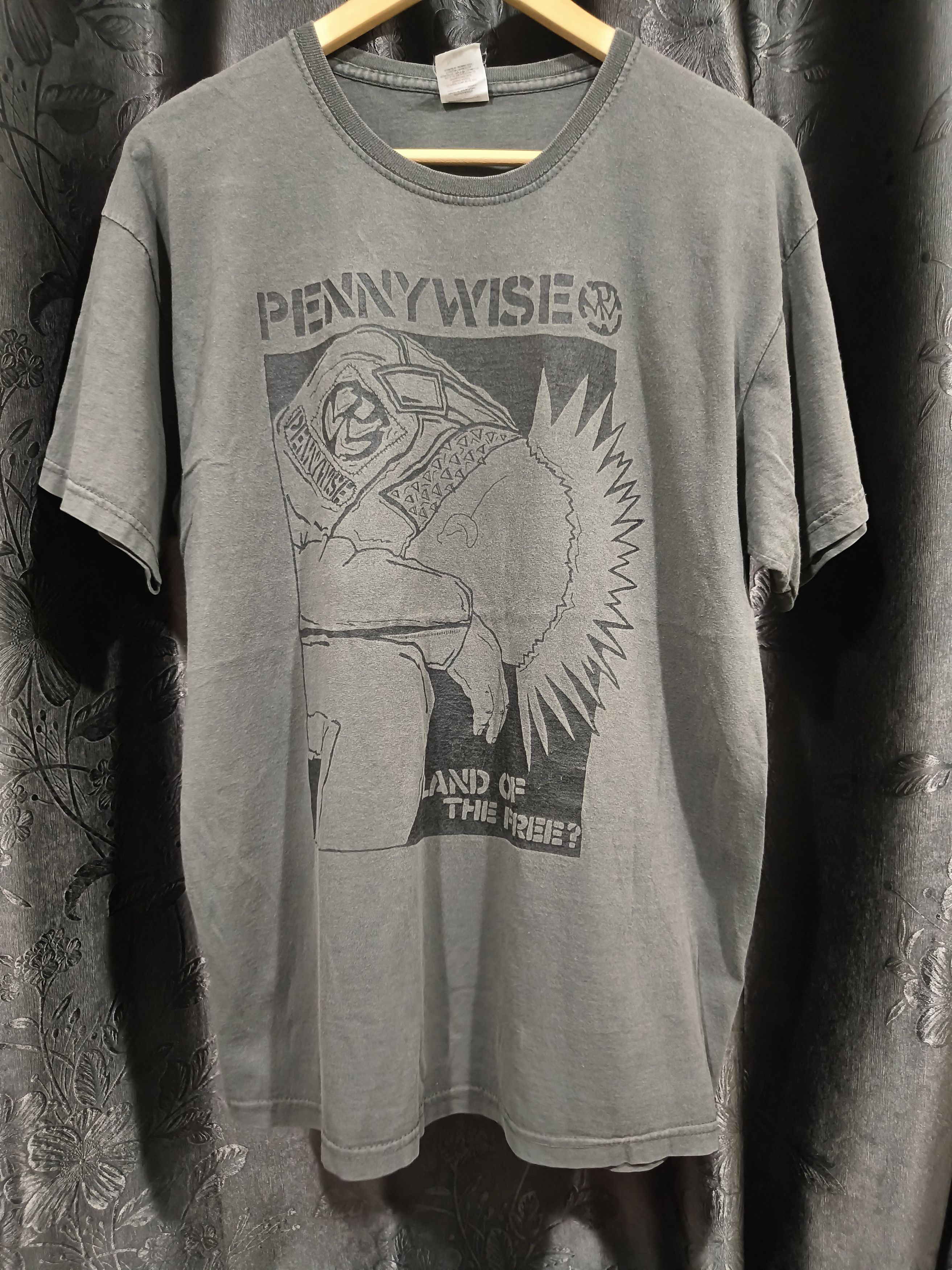 Band Tees Vintage Pennywise Land of the free? Shirt Size US L / EU 52-54 / 3 - 1 Thumbnail