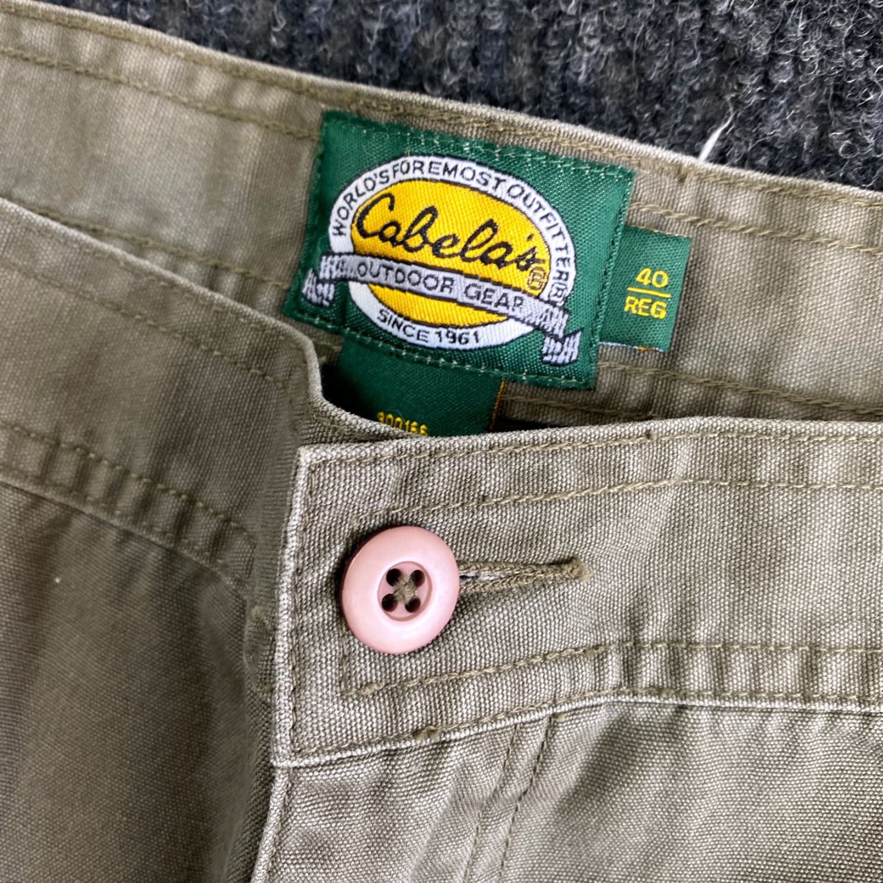 Vintage VINTAGE Cabela's Cargo Shorts Outdoor Green 40 Reg Men's Cotton Canvas Cargo Pocket 90s y2k Size US 40 / EU 56 - 2 Thumbnail