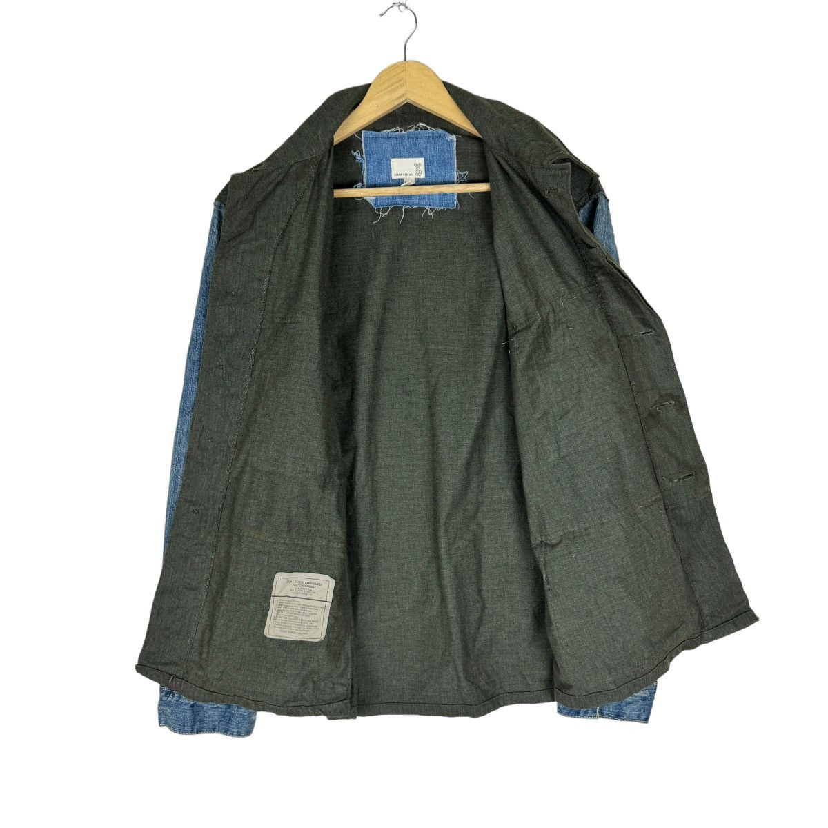 American Apparel × Urban Renewal 🌟URBAN RENEWAL X LEVIS SHIRTS CAMO JACKET Size US M / EU 48-50 / 2 - 8 Thumbnail