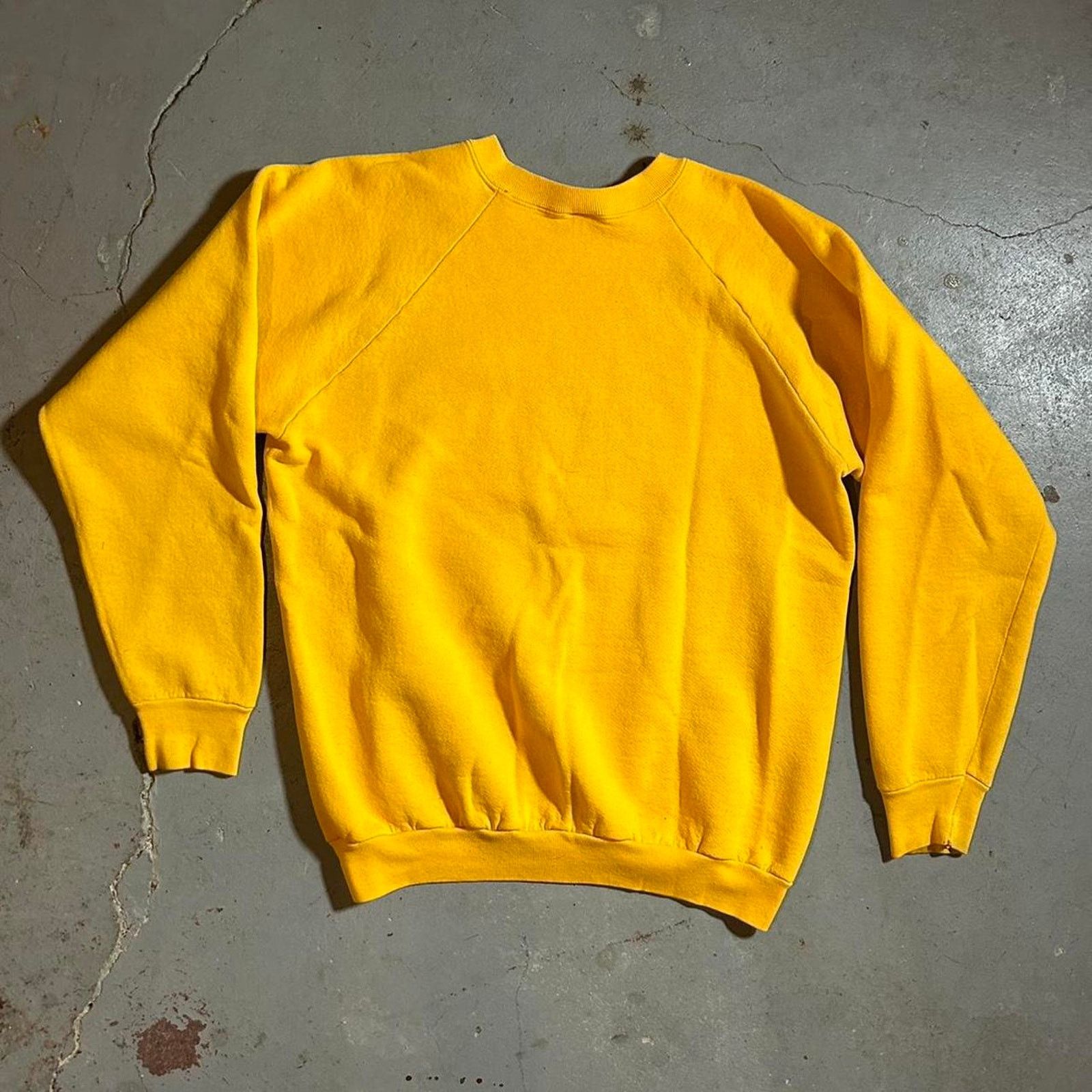 Fruit Of The Loom 90s yellow fruit of the loom dr suess the lorax Size US XL / EU 56 / 4 - 2 Thumbnail
