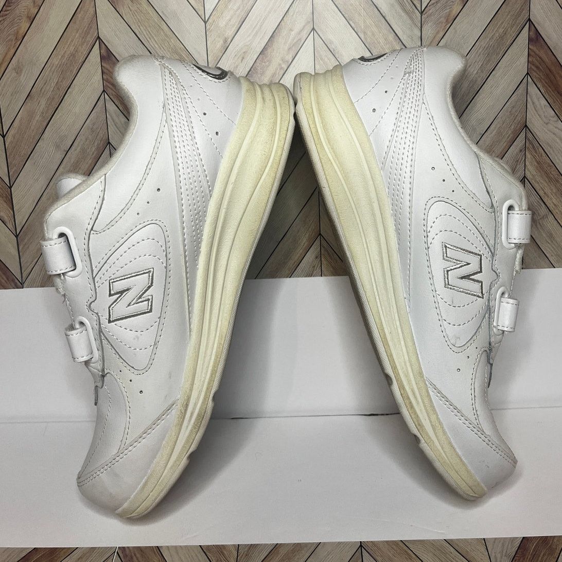 New Balance New Balance Leather Walking Sneakers White Women's Size US 8 Size US 8 / IT 38 - 3 Thumbnail