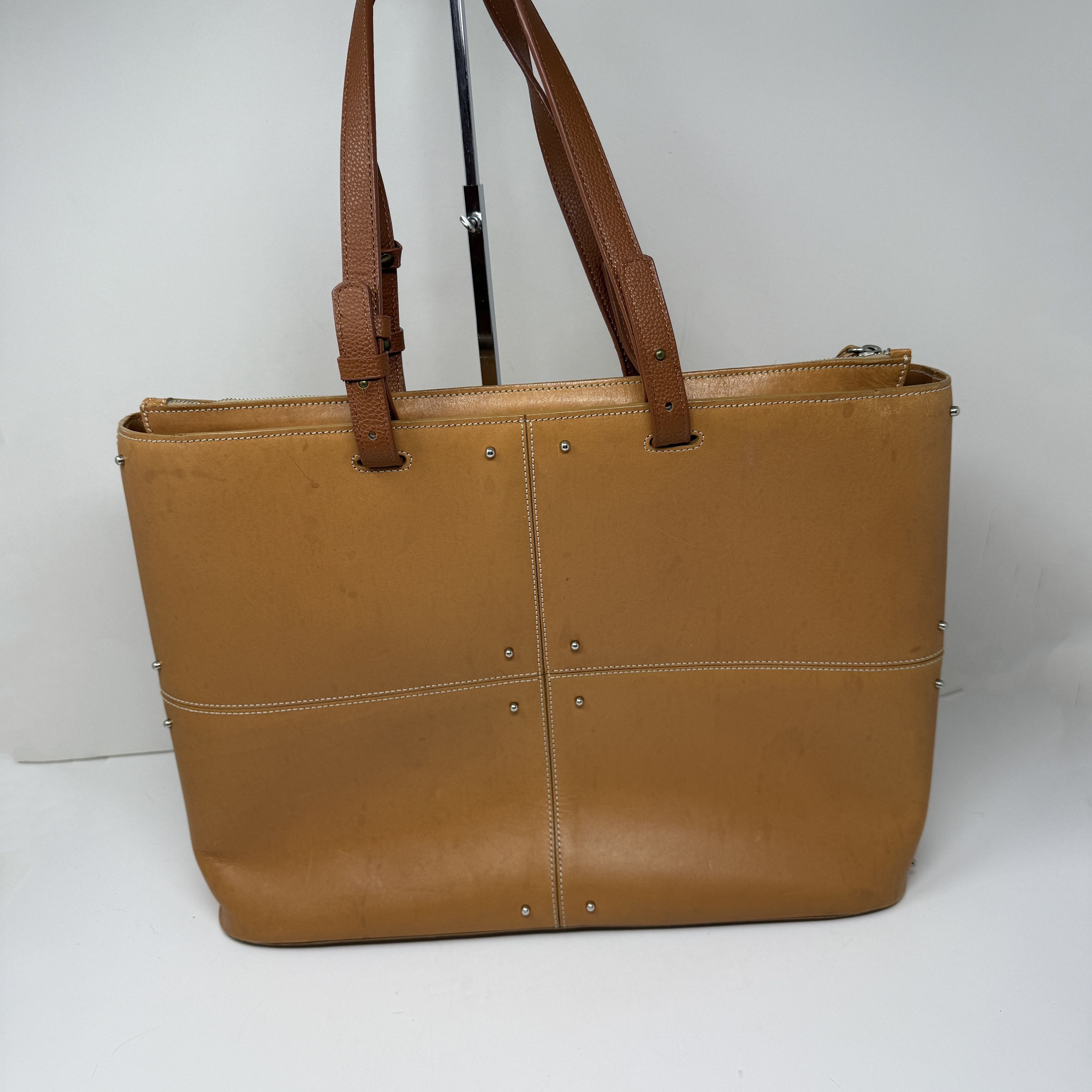 Tod's Tod's Genuine Leather Studded Embellished Size ONE SIZE - 1 Thumbnail