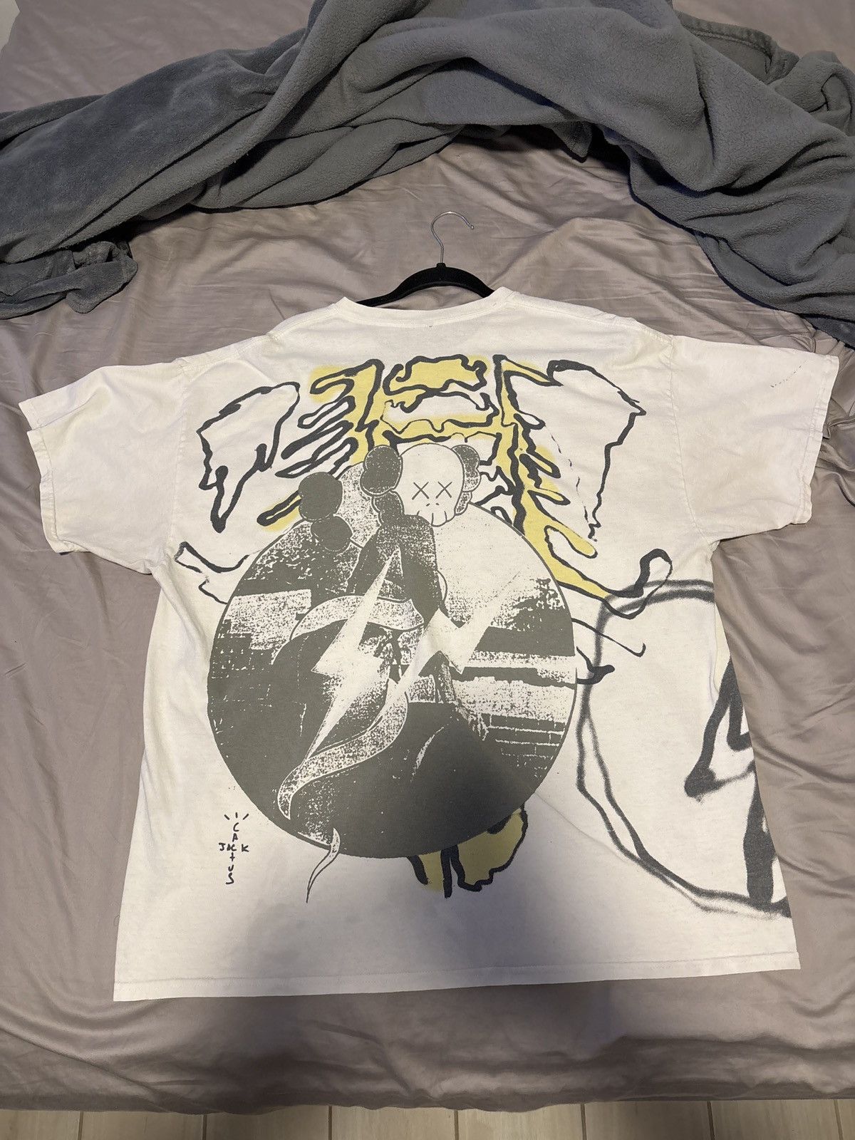 Fragment Design × Kaws × Travis Scott Travis Scott x Kaws x fragment Size US XL / EU 56 / 4 - 3 Thumbnail