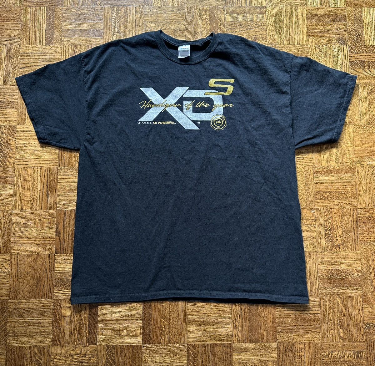 Japanese Brand Vintage Y2K XD5 Handgun of the Year Graphic Tee Size US XXL / EU 58 / 5 - 2 Thumbnail