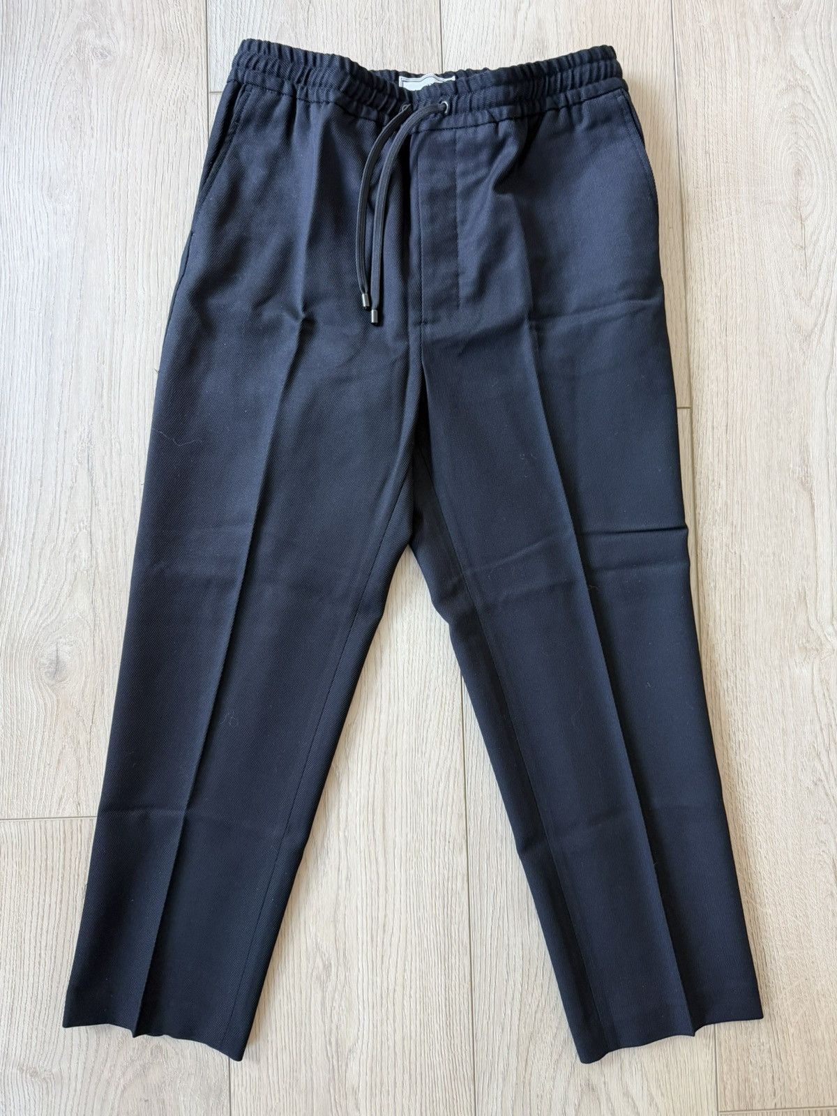 AMI AMI Elasticated Waist Wool Trousers Black Size US 28 / EU 44 - 1 Thumbnail
