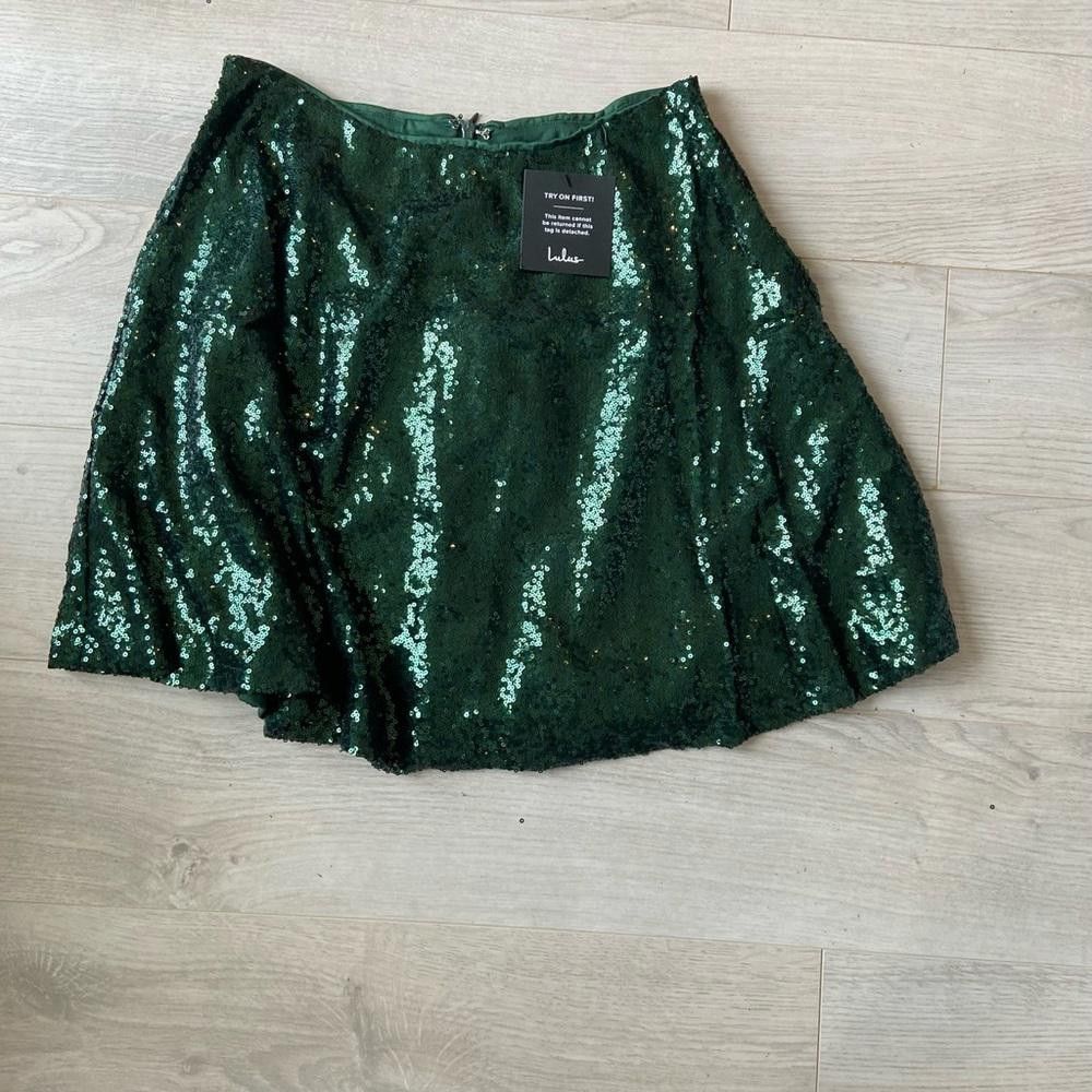 Designer Sparkling Green Sequin Dress with Ruffle Top Size M / US 6-8 / IT 42-44 - 4 Thumbnail