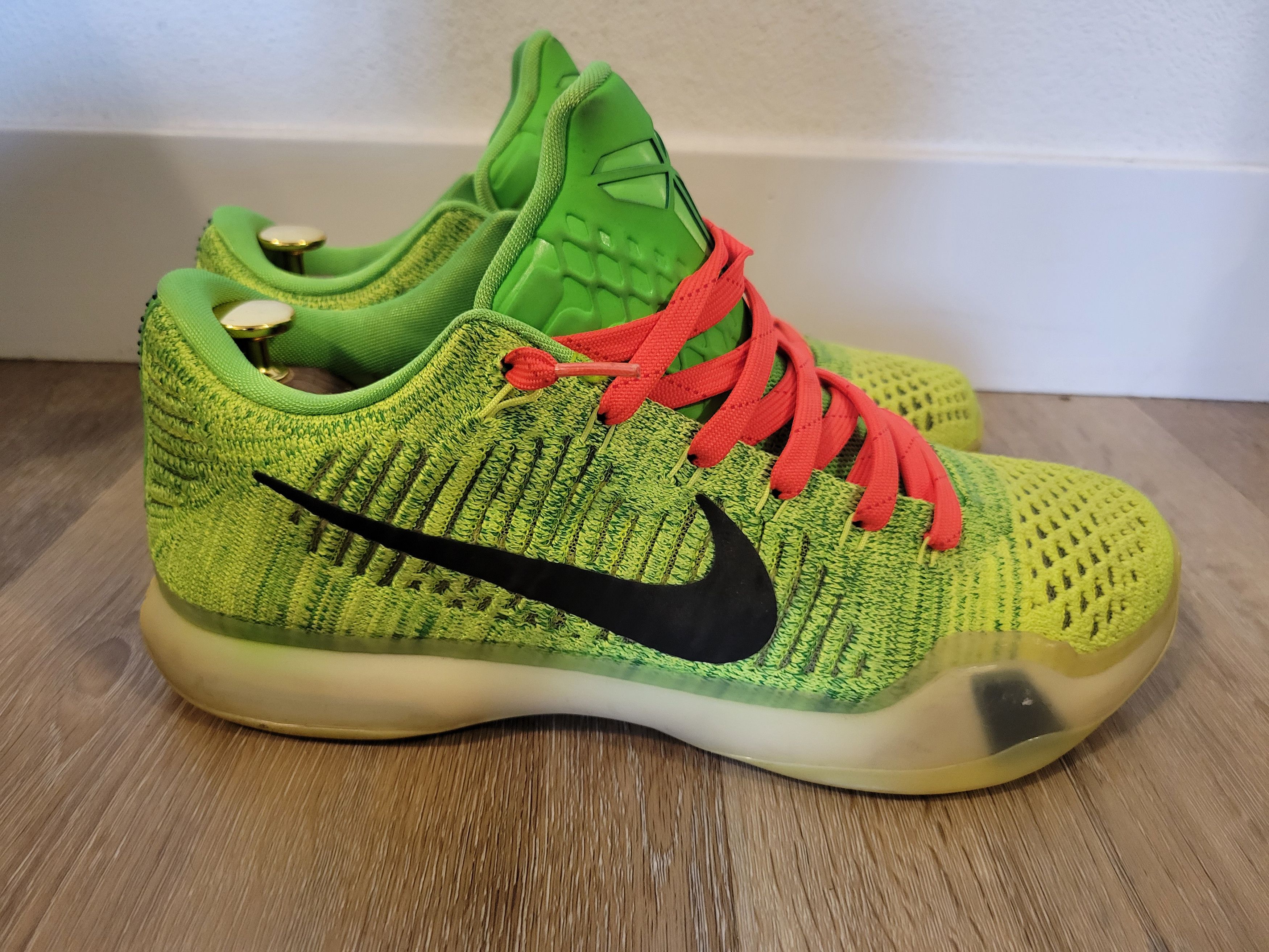 Nike Nike ID Kobe x "grinch" Size US 10 / EU 43 - 6 Thumbnail