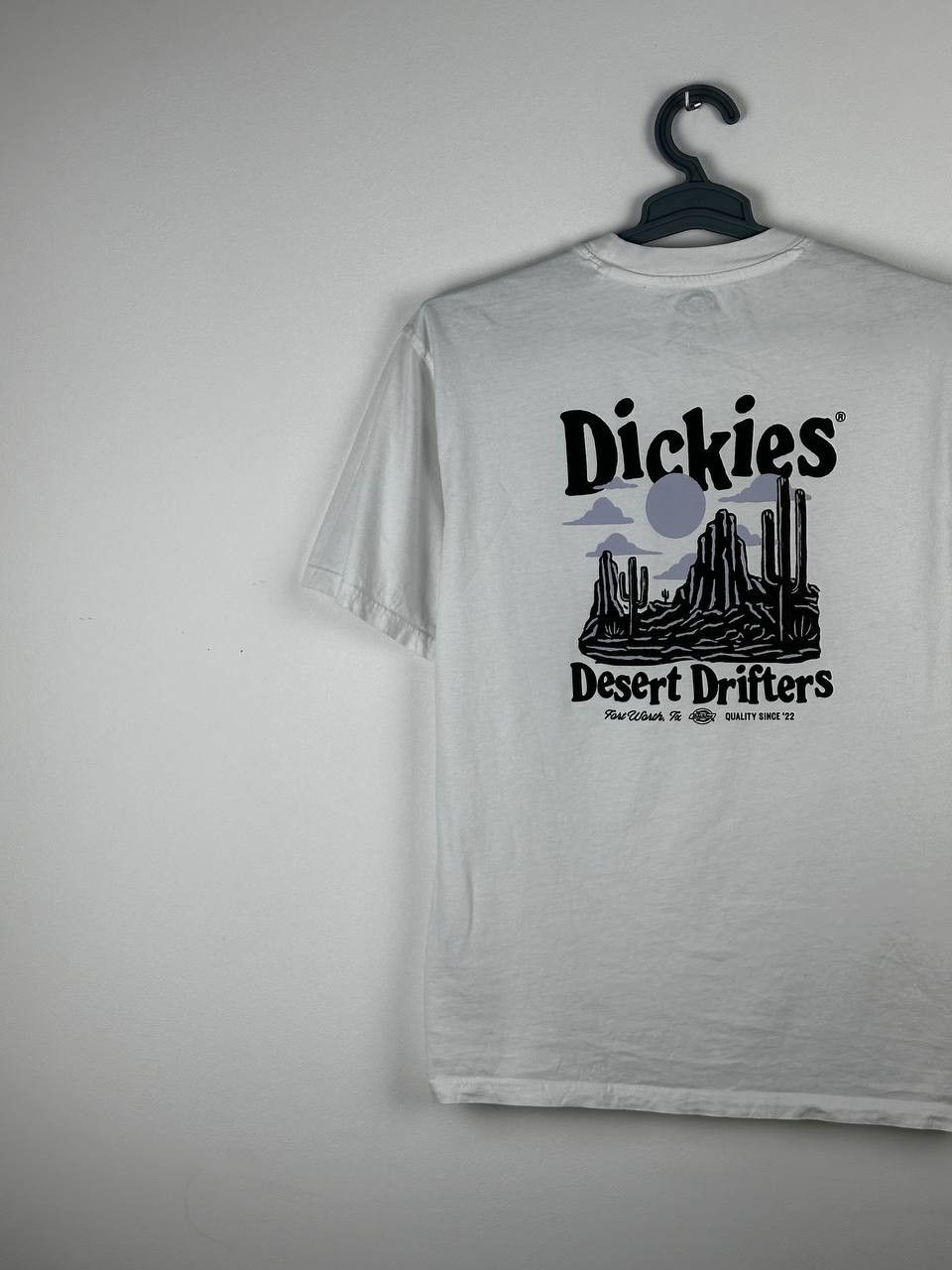 Dickies Dickies White Desert Drifters Graphic Print T Shirt Size US M / EU 48-50 / 2 - 9 Thumbnail