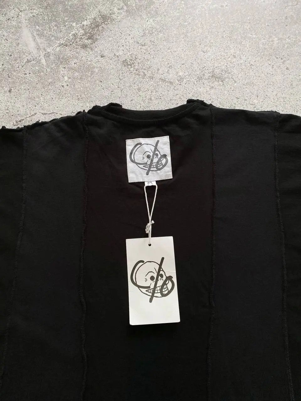 AC/DC ARCHIVE CHEAP MONDAY UPCYCLING AC/DC VINTAGE T SHIRT Size US M / EU 48-50 / 2 - 8 Thumbnail