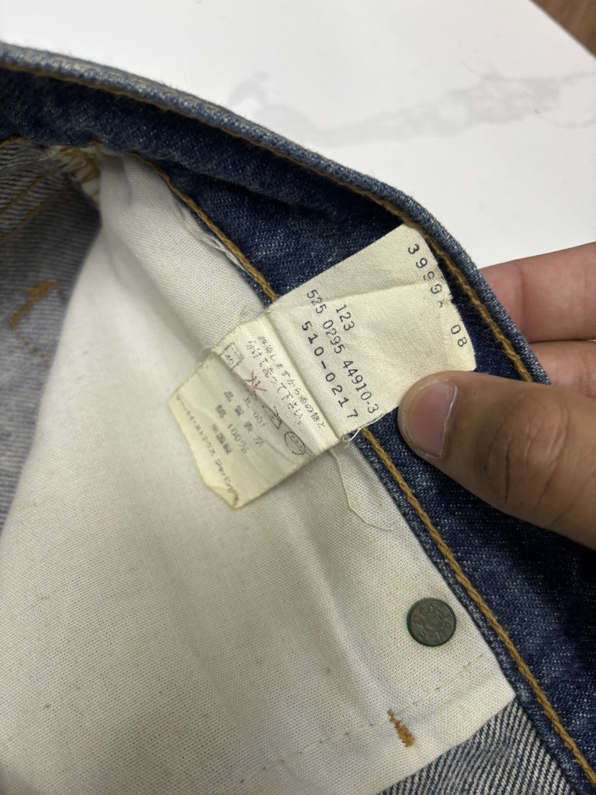 Levi's Vintage Clothing Vintage Levis 510 Made in USA Blue Condition Denim Jeans Size US 34 / EU 50 - 14 Thumbnail