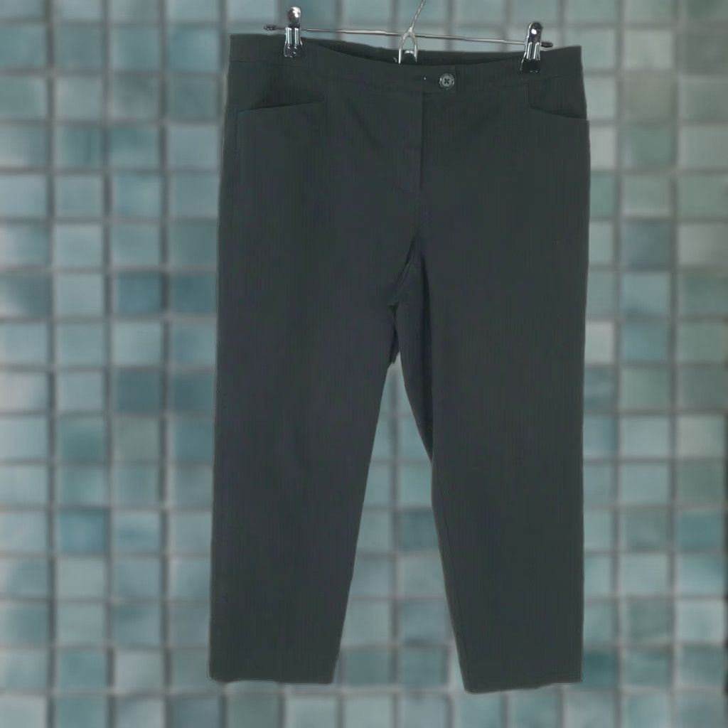 Vintage Evelyn & Arthur Womens Capri Pants Black 8 Casual Regular Flat Front Pant Size 8 Size 30" / US 8 / IT 44 - 1 Thumbnail