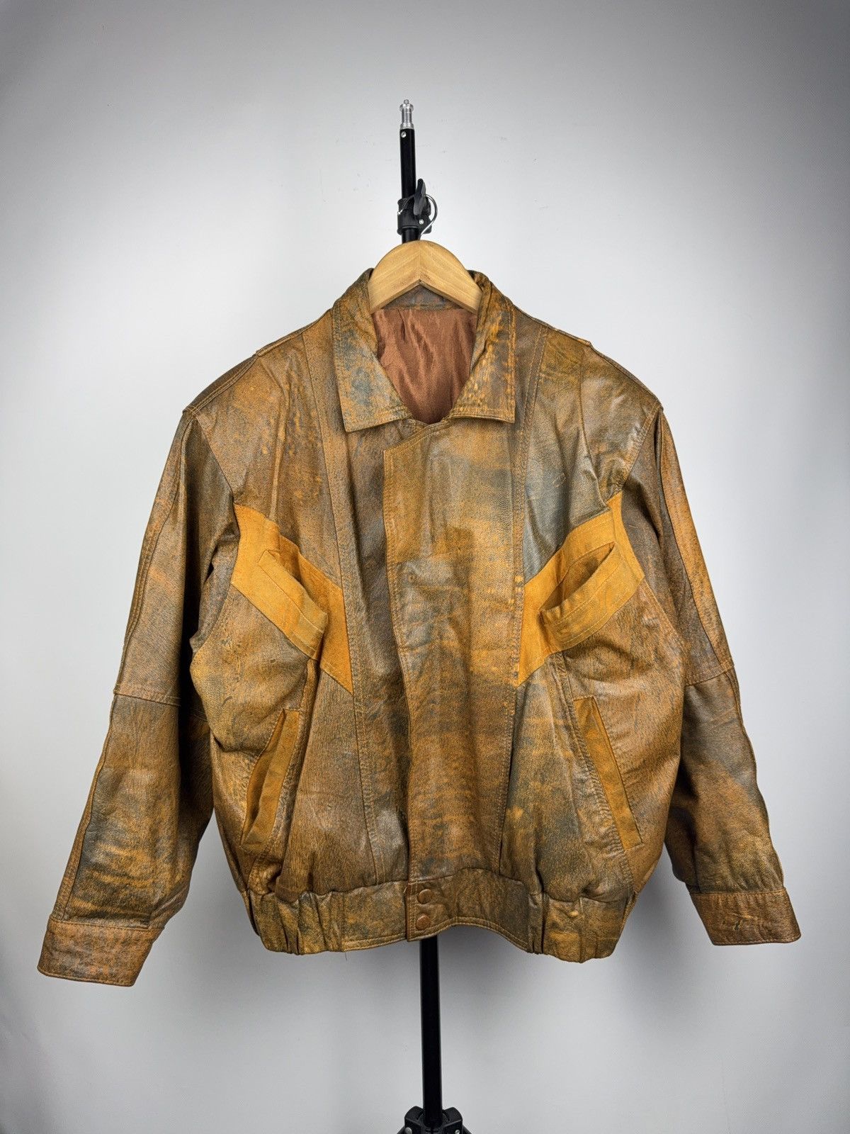 Genuine Leather Vintage Avant Garde 90s Grunge Leather Bomber Jacket Brown Size US S / EU 44-46 / 1 - 1 Thumbnail