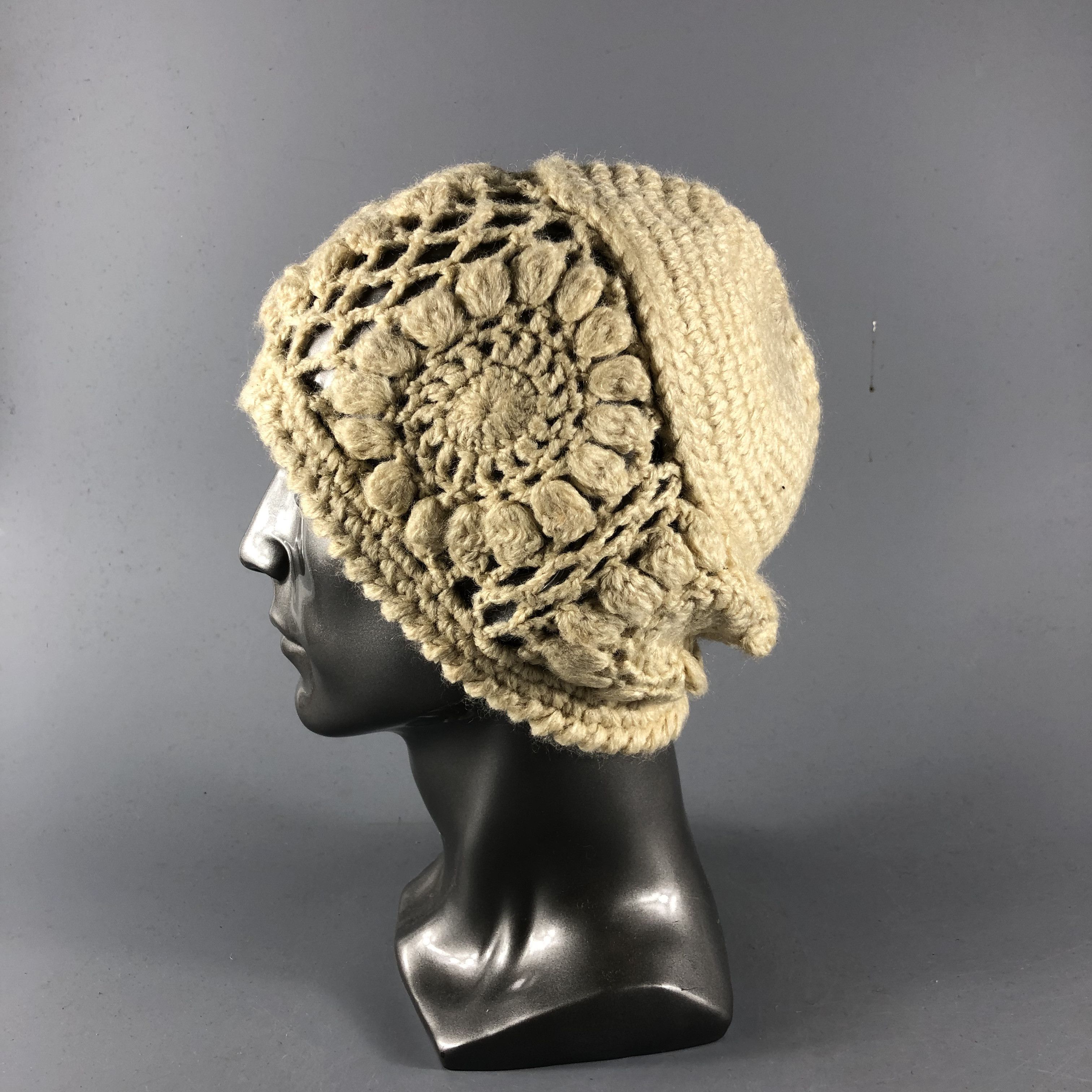 Vintage Floral Knit Crochet Wool Beanie Snowcap Snow Hat B1057 Size ONE SIZE - 1 Thumbnail