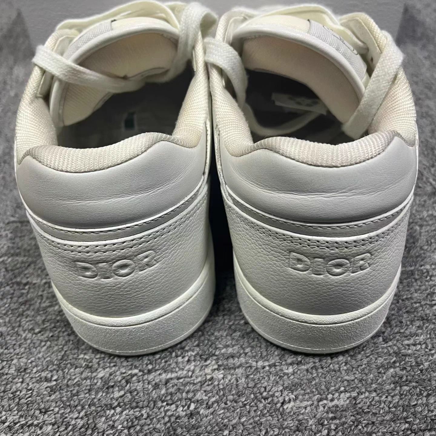 Dior Dior white leather round toe lace-up print low-top sneakers Size US 8 / EU 41 - 4 Thumbnail