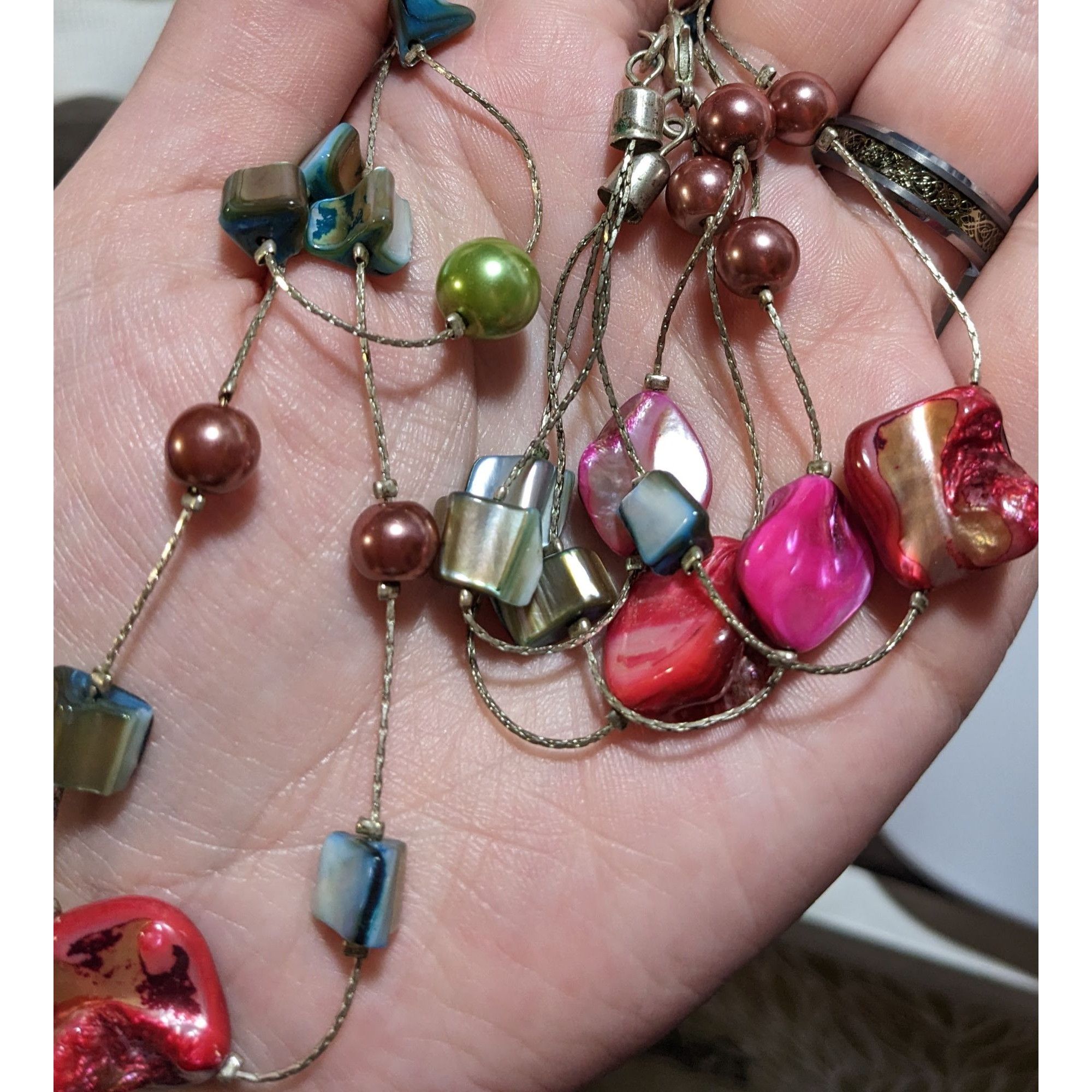 Other Rainbow Multilayer Shell Pearl Beaded Necklace Size ONE SIZE - 8 Thumbnail
