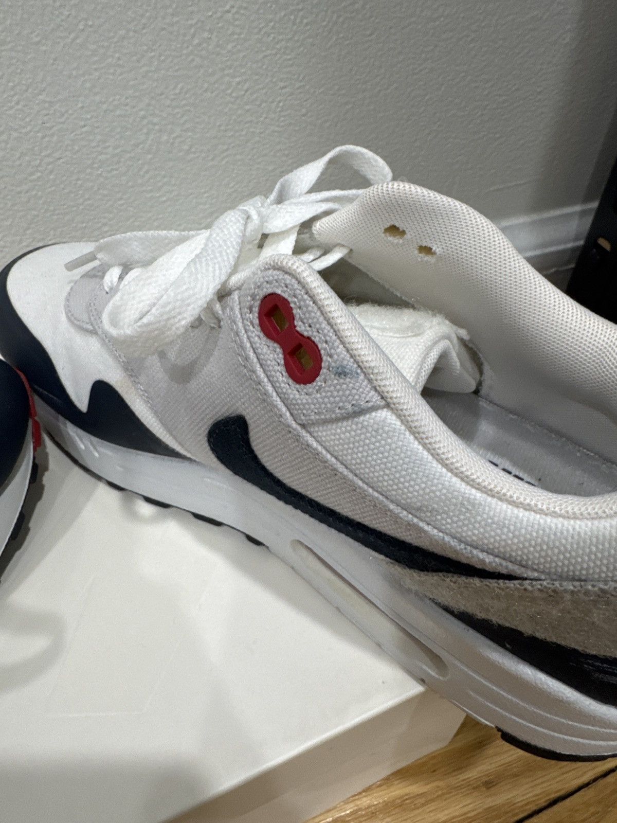 Nike Nike Air Max 1 Patch Paris Size US 9 / EU 42 - 6 Thumbnail