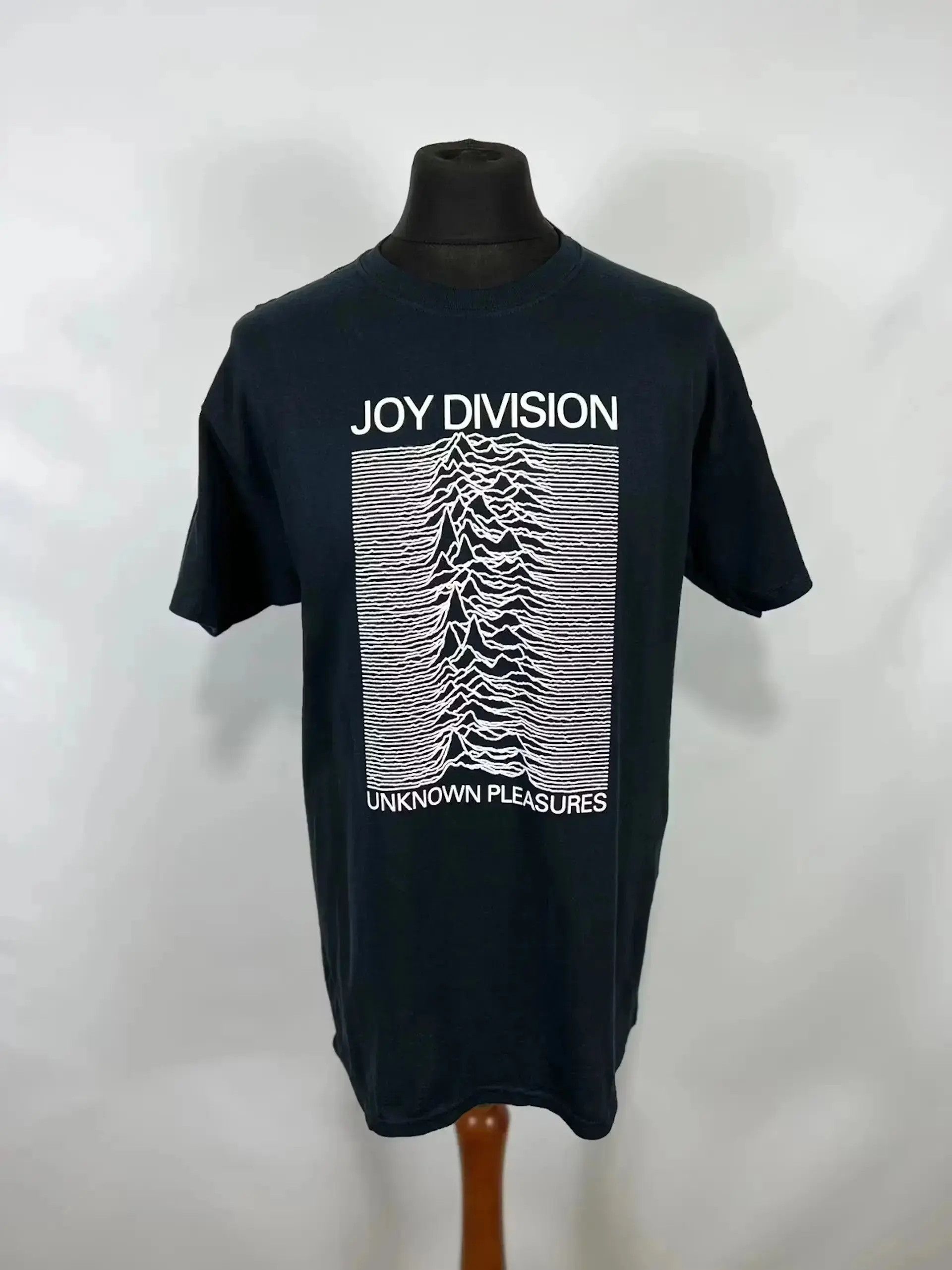 Band Tees × Joy Division Vintage Joy Division men’s tee Size US L / EU 52-54 / 3 - 1 Thumbnail