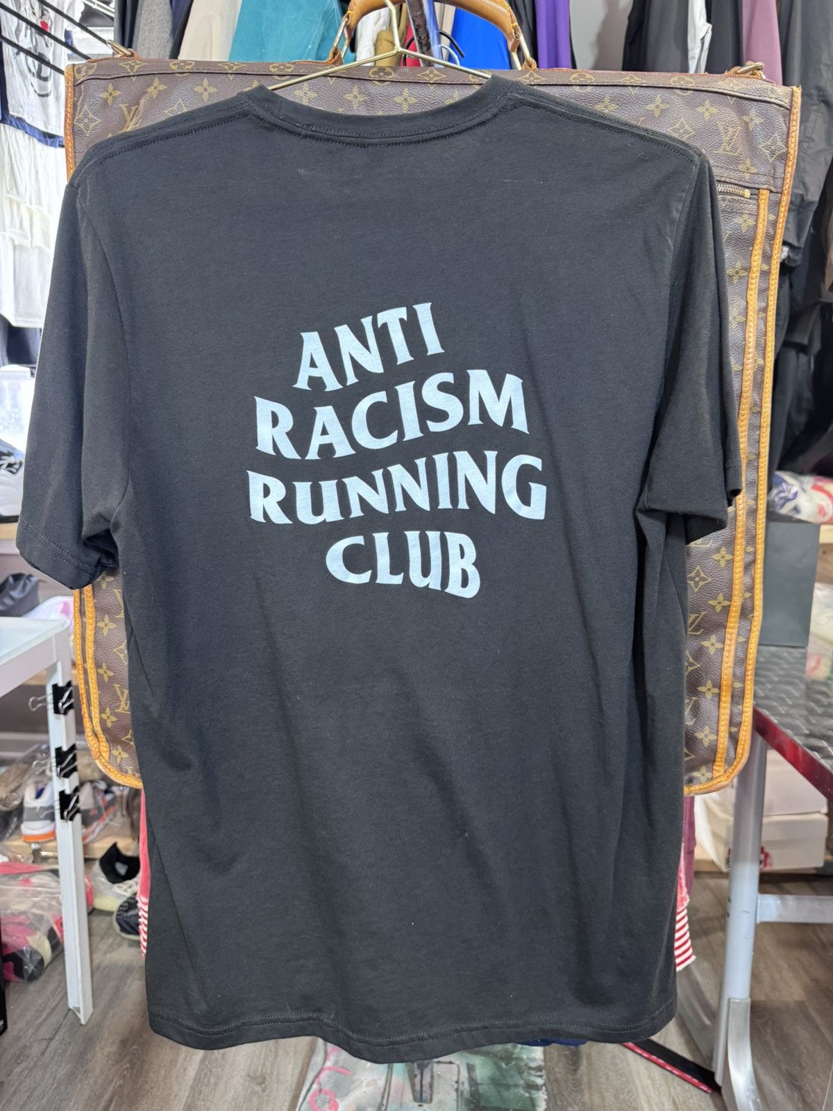 Other RUN TRILL - “ANTI RACISM RUNNING CLUB” Size US XL / EU 56 / 4 - 1 Thumbnail