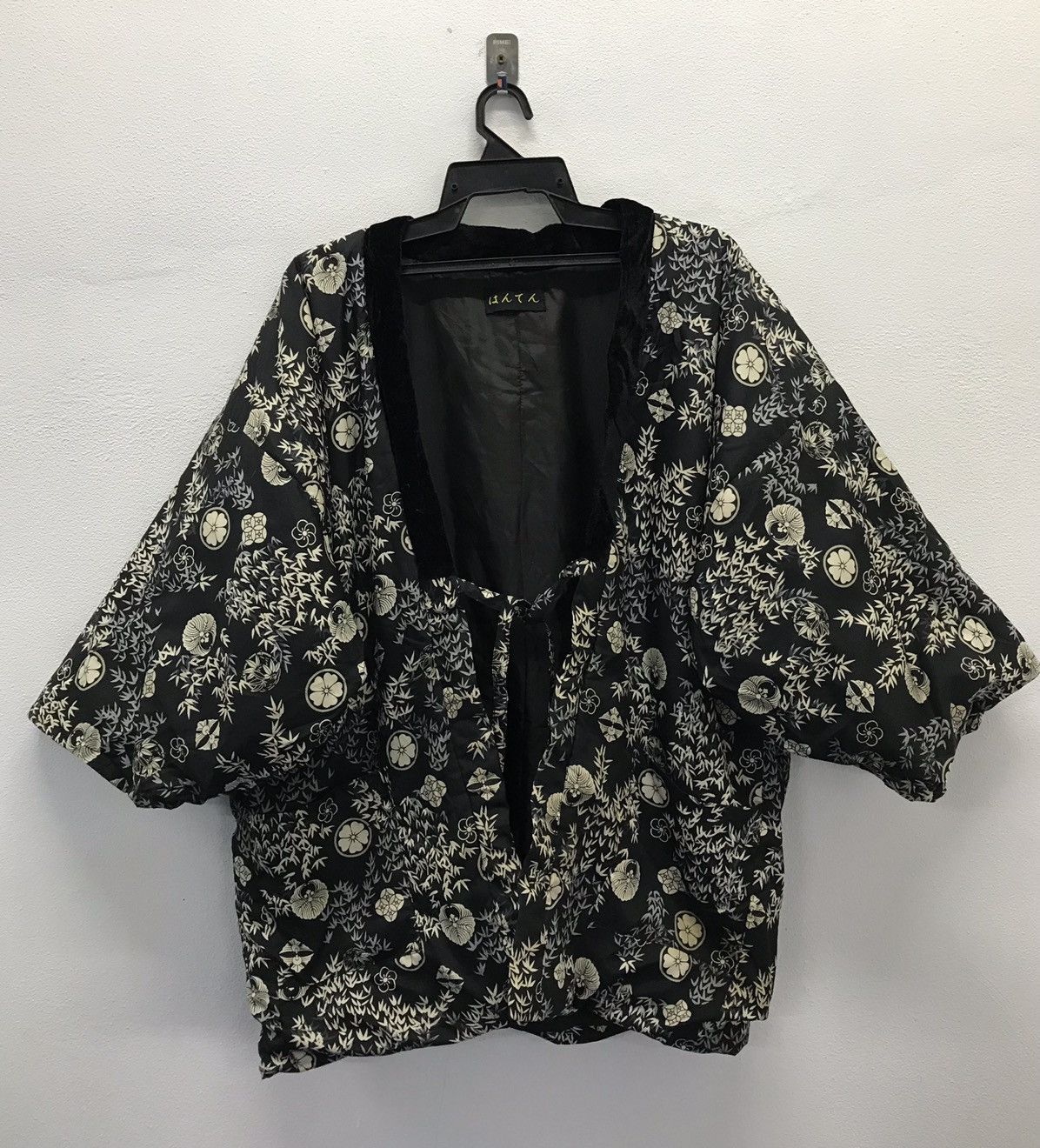Japanese Brand × Vintage Vintage Japanese Brand Kimono Size US L / EU 52-54 / 3 - 1 Thumbnail