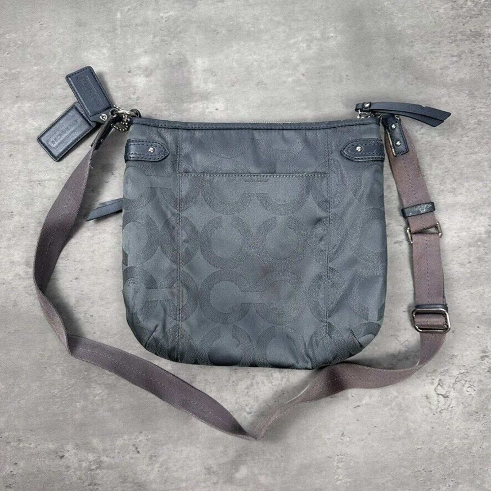 Coach Coach Black Gray Shimmery Messenger Bag Y2K Size ONE SIZE - 6 Thumbnail
