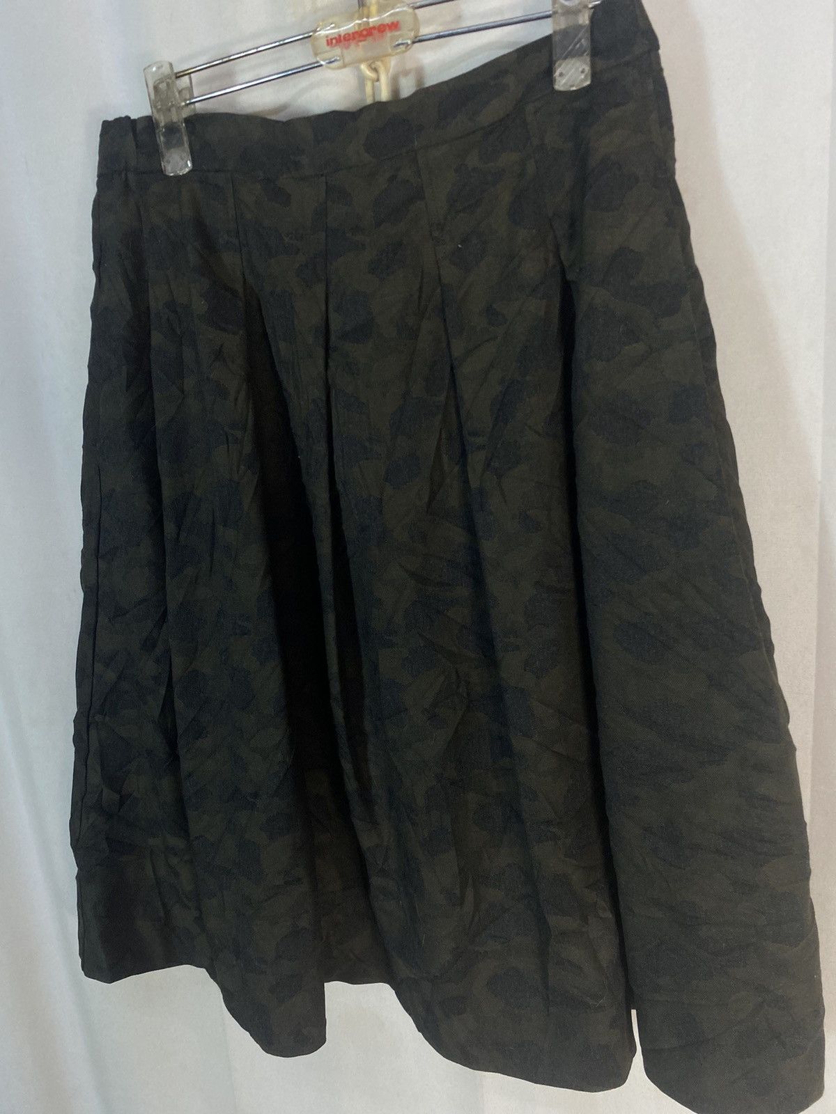 Uniqlo Uniqlo camo skirt size 28-32 Size 32" / US 10 / IT 46 - 5 Thumbnail