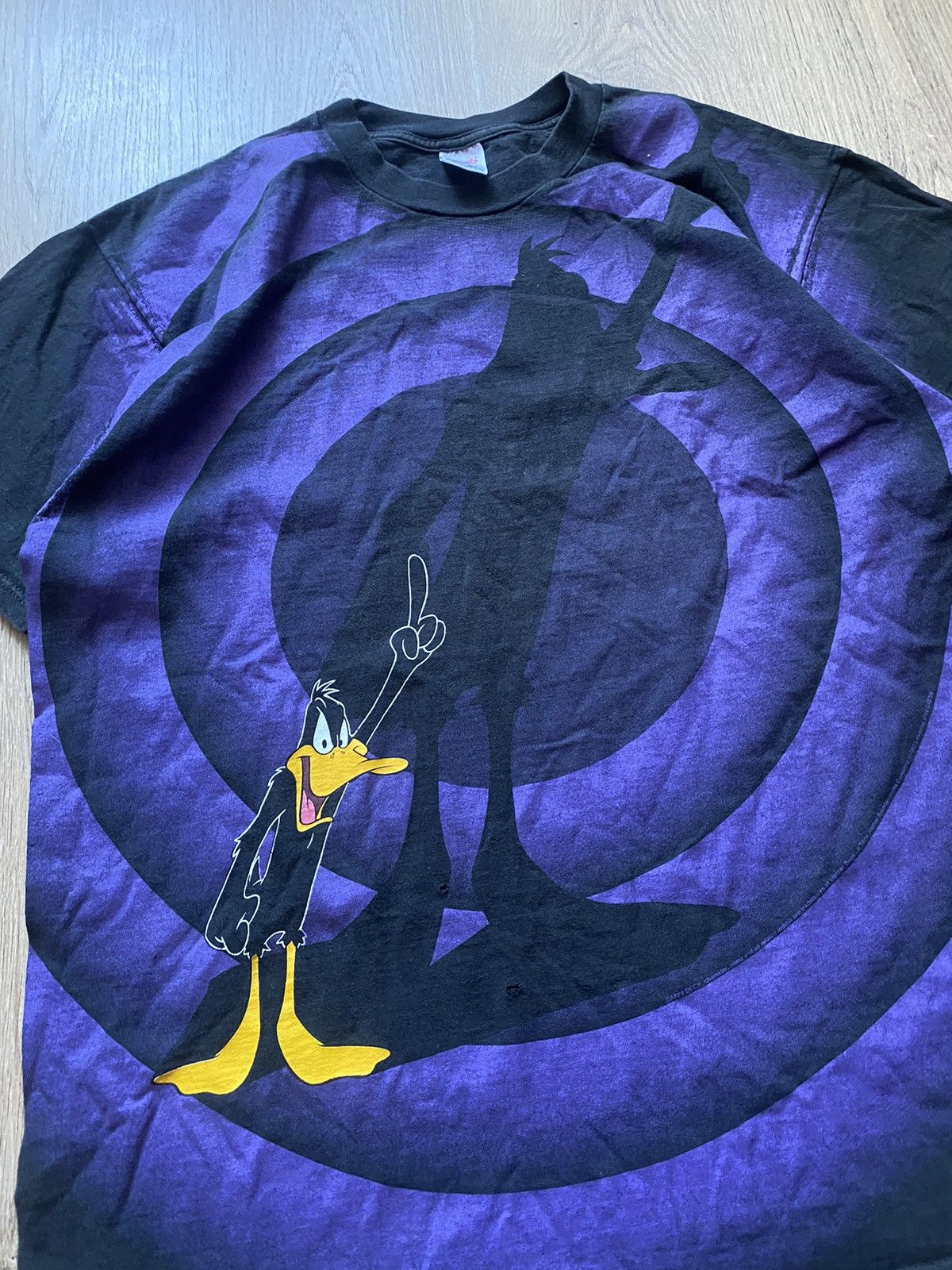 Vintage × Warner Bros Vintage 1992 Daffy Duck All Over Print T-Shirt MADE IN USA Size US XL / EU 56 / 4 - 2 Thumbnail