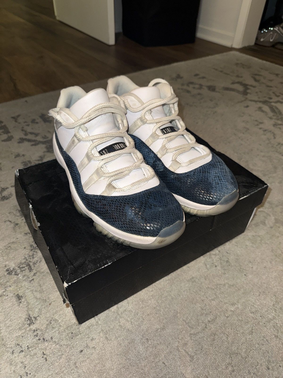 Jordan Brand Jordan 11 Retro Low Snake Navy (2019) Size US 10 / EU 43 - 1 Thumbnail