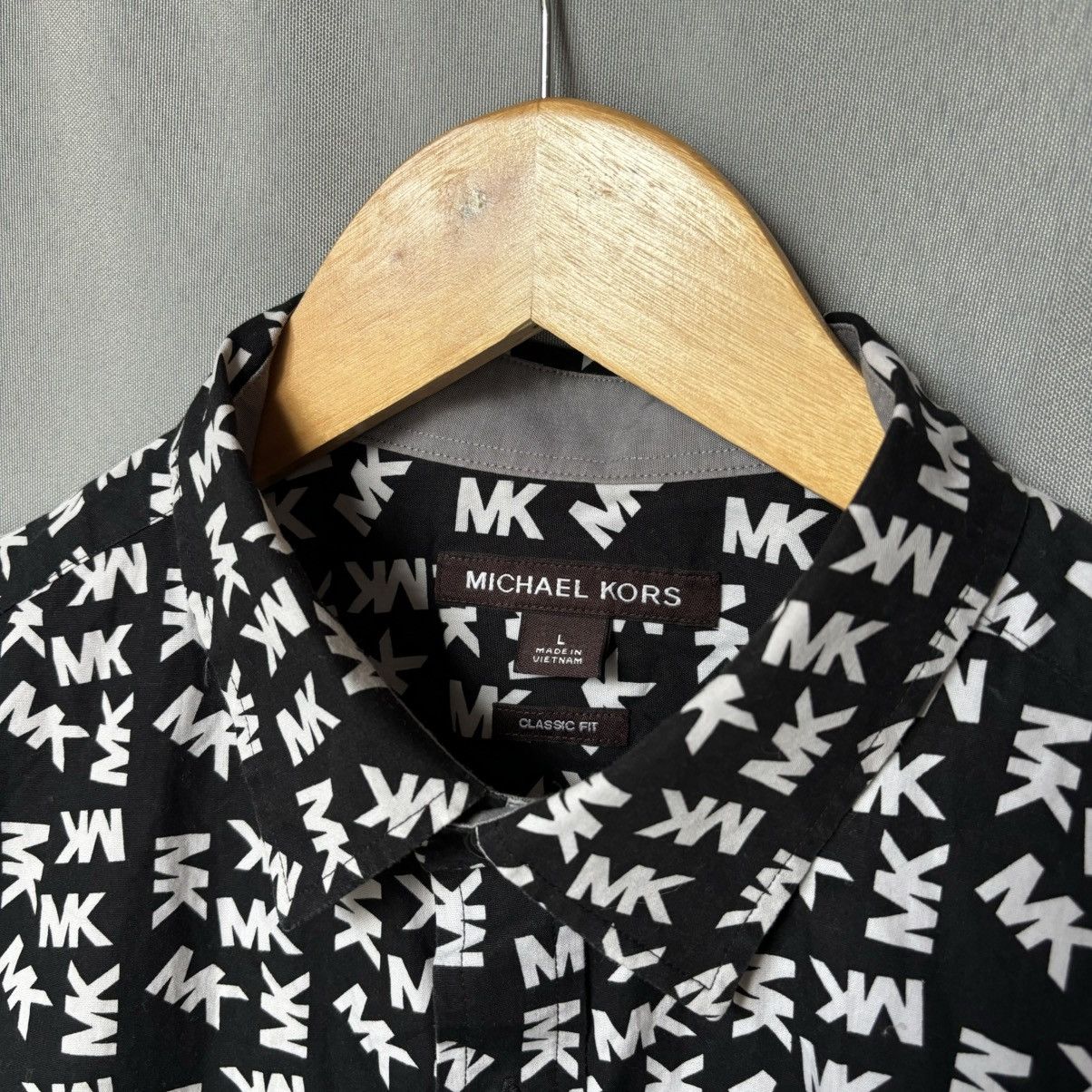 Michael Kors Michael Kors shirt button up large black luxury Size US L / EU 52-54 / 3 - 3 Thumbnail