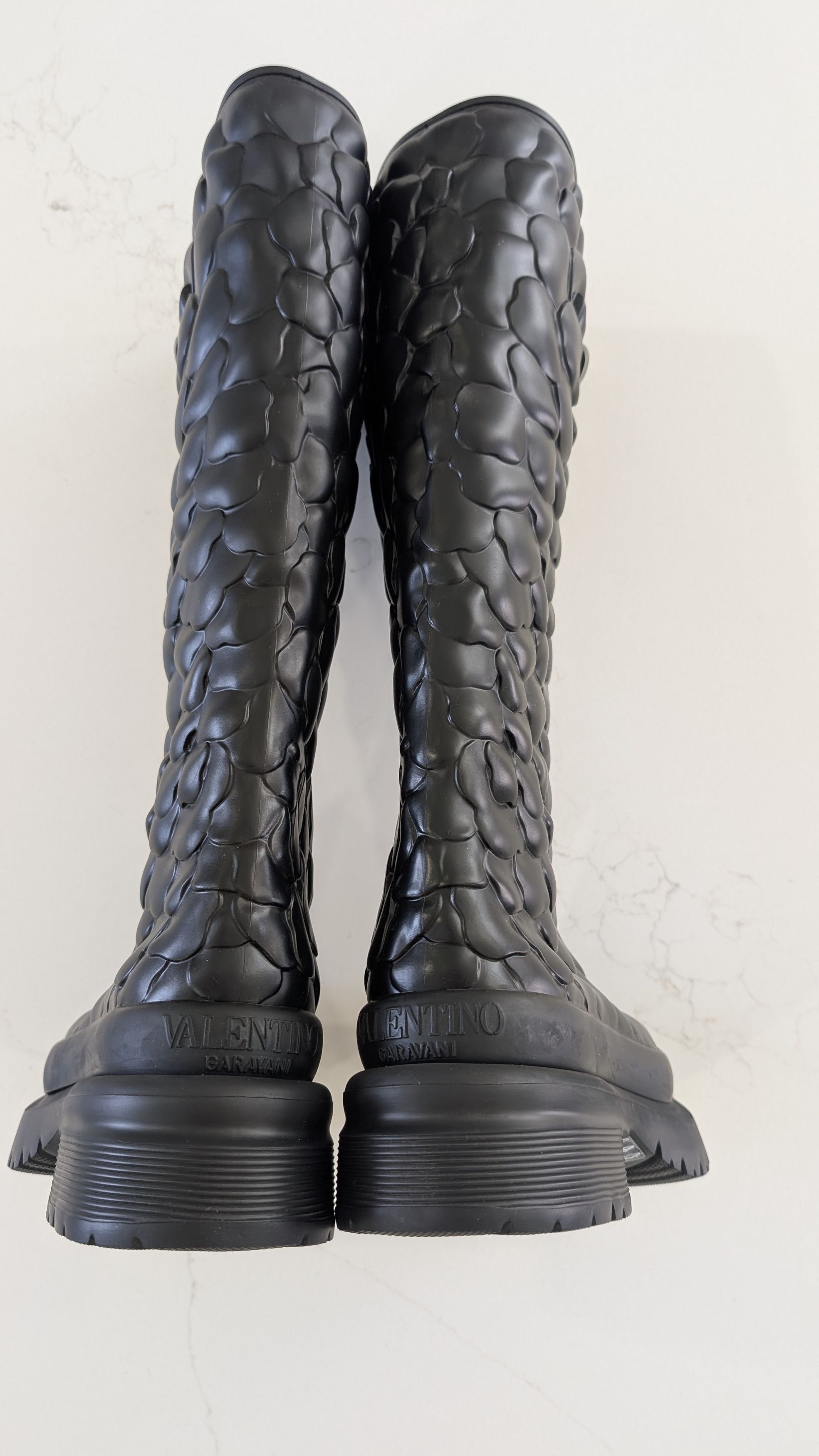 Valentino Valentino Garavani Atelier 03 Rose Edition Rain Boots 40 Size US 10 / IT 40 - 4 Thumbnail