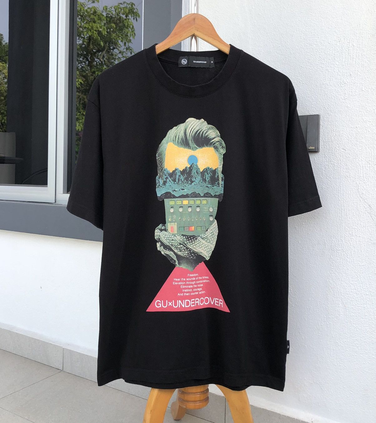 GU × Undercover Undercover x Gu T-shirt in black Size US M / EU 48-50 / 2 - 4 Thumbnail